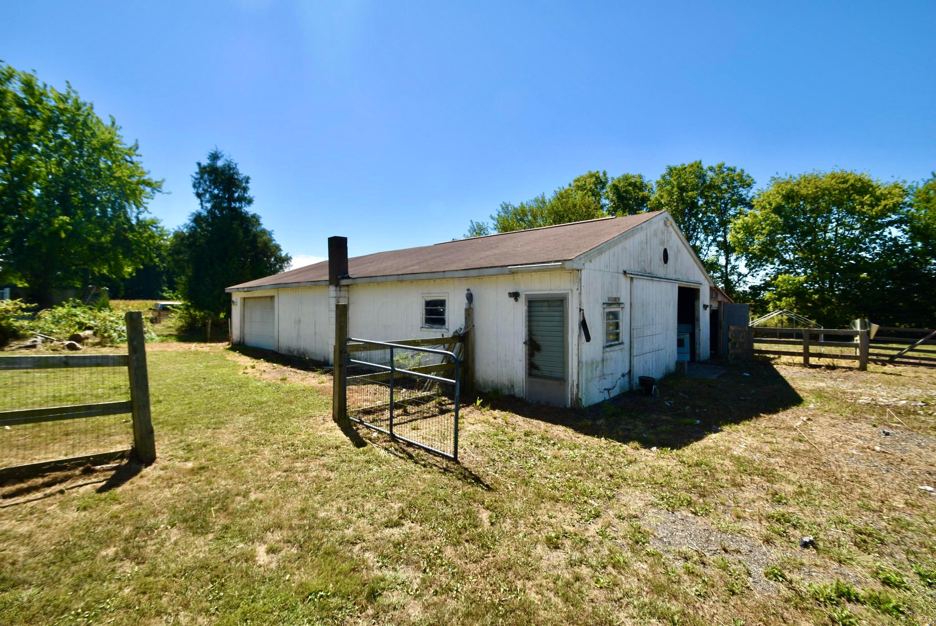 3285 Lancaster Thornville Road NE