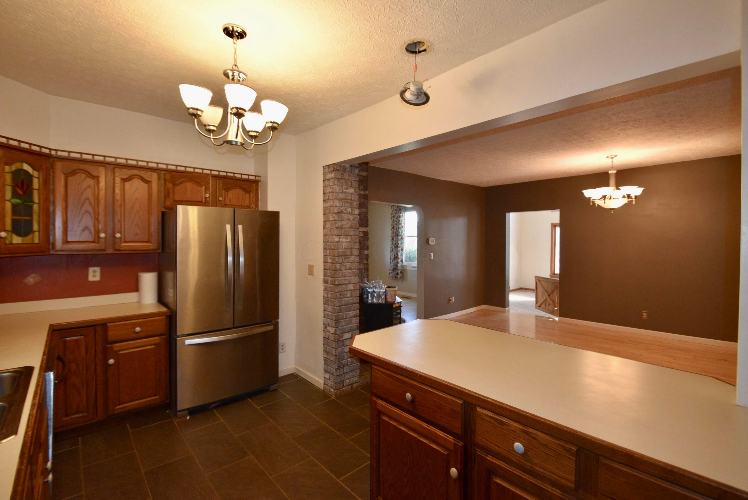 3285 Lancaster Thornville Road NE