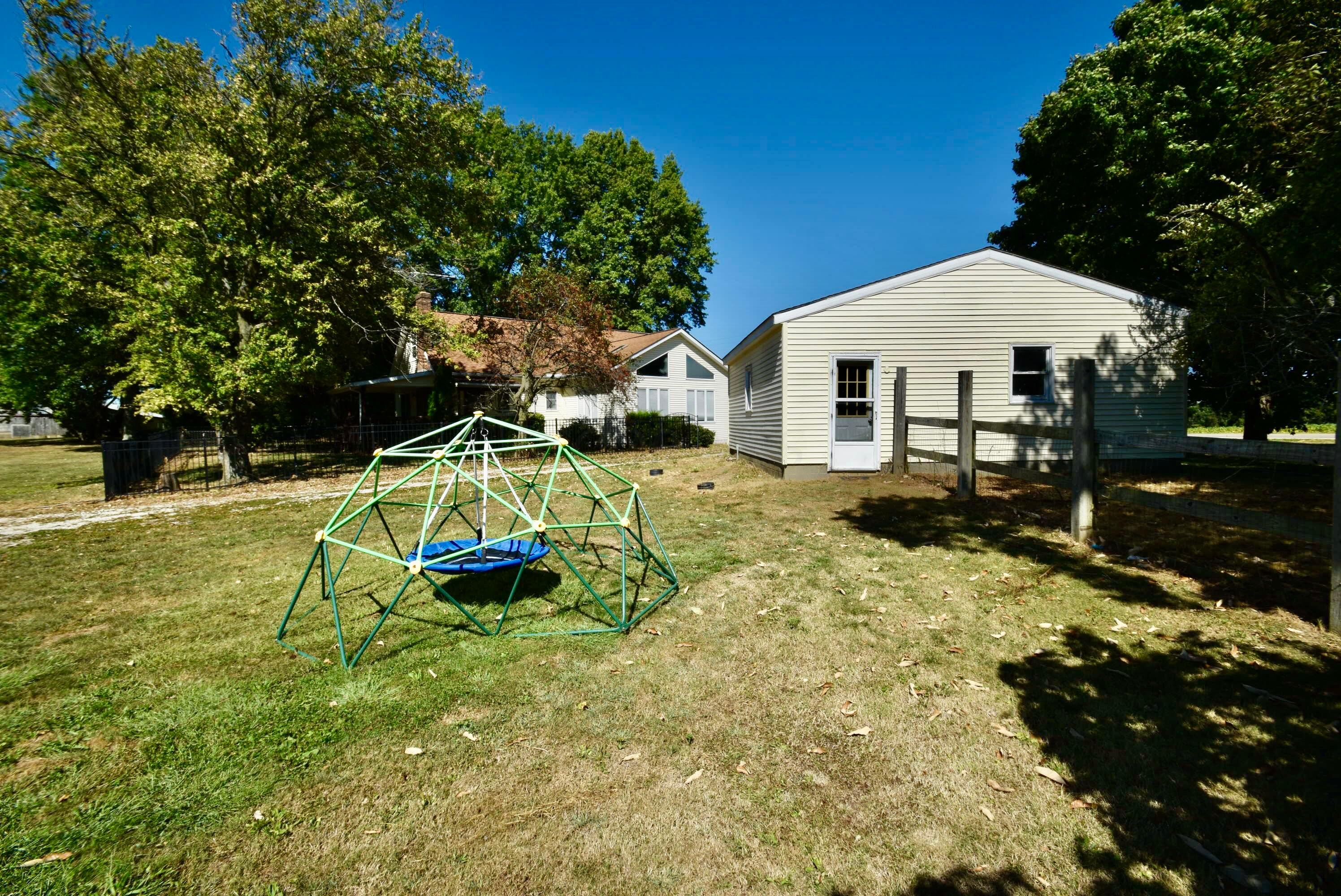 3285 Lancaster Thornville Road NE