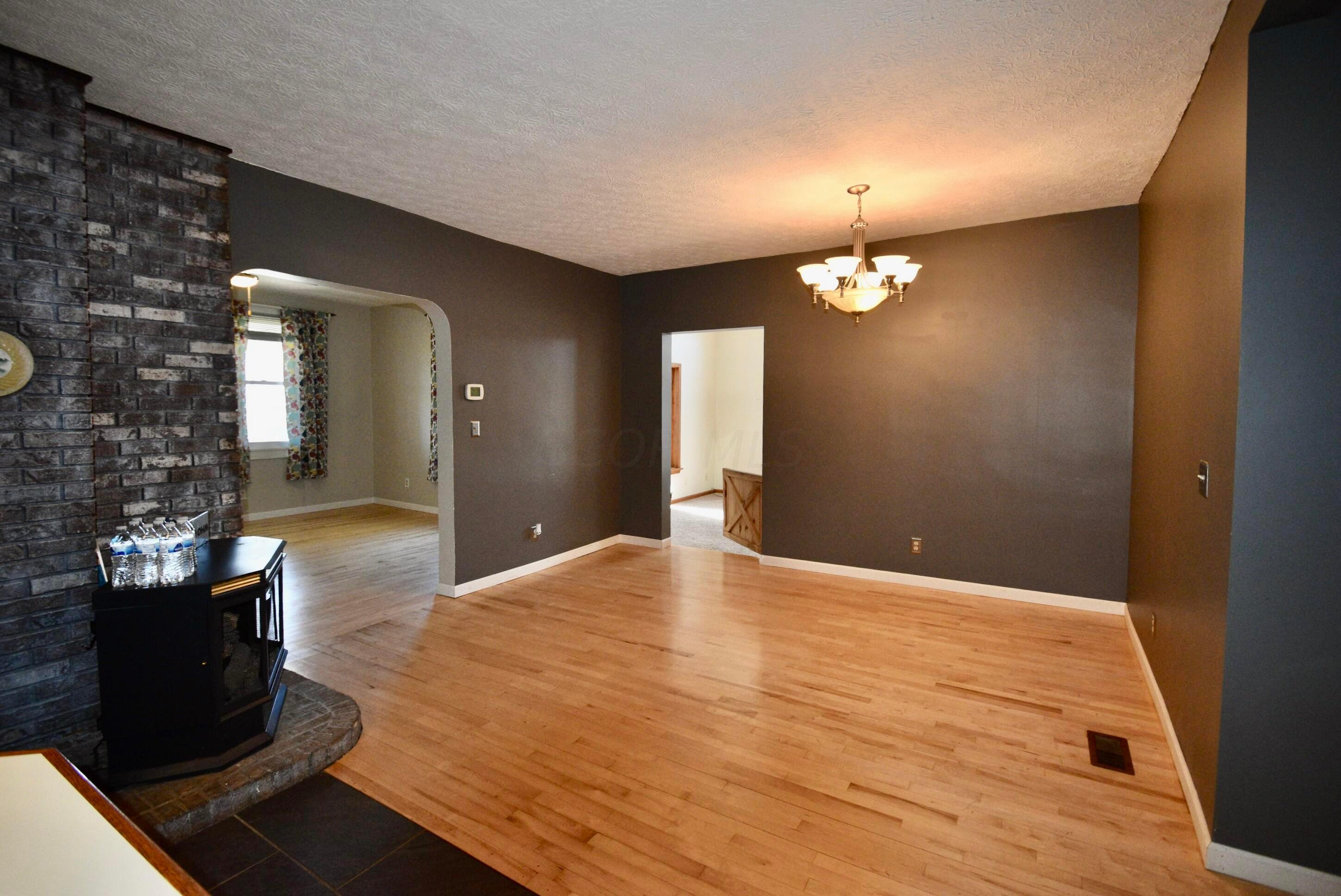3285 Lancaster Thornville Road NE