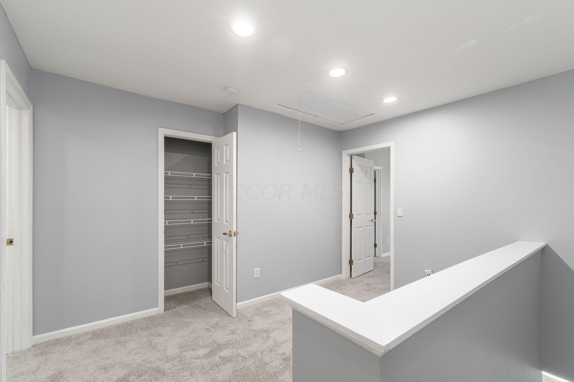 5763 Albany Green