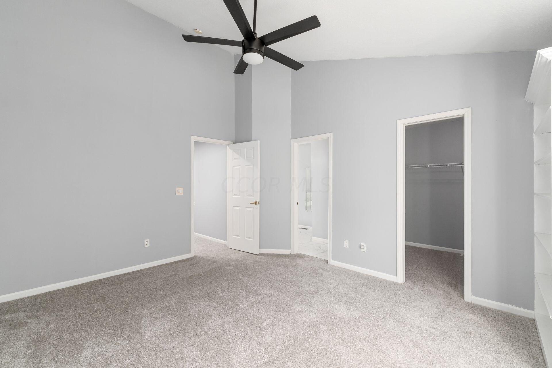 5763 Albany Green