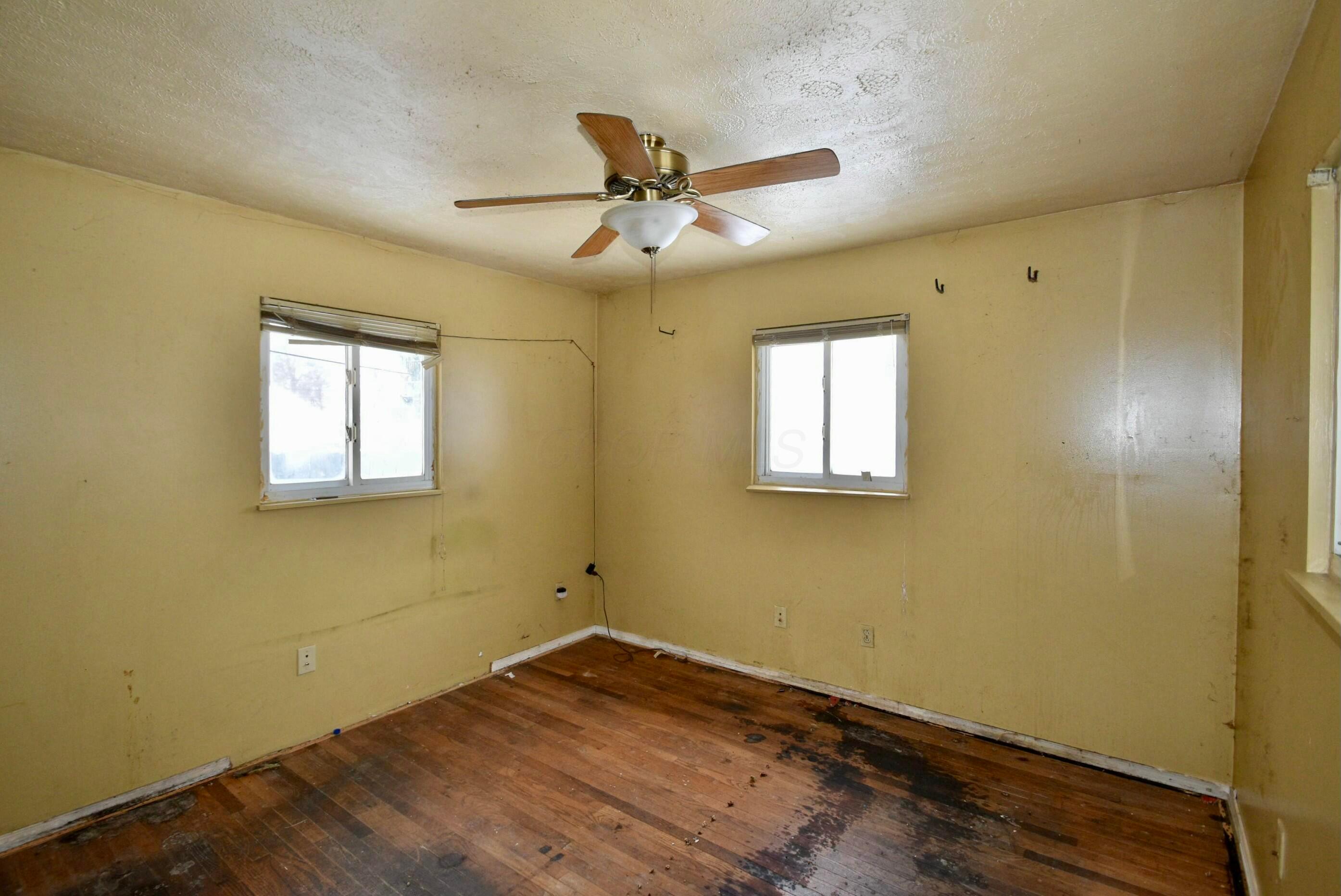1828 Ferris Road