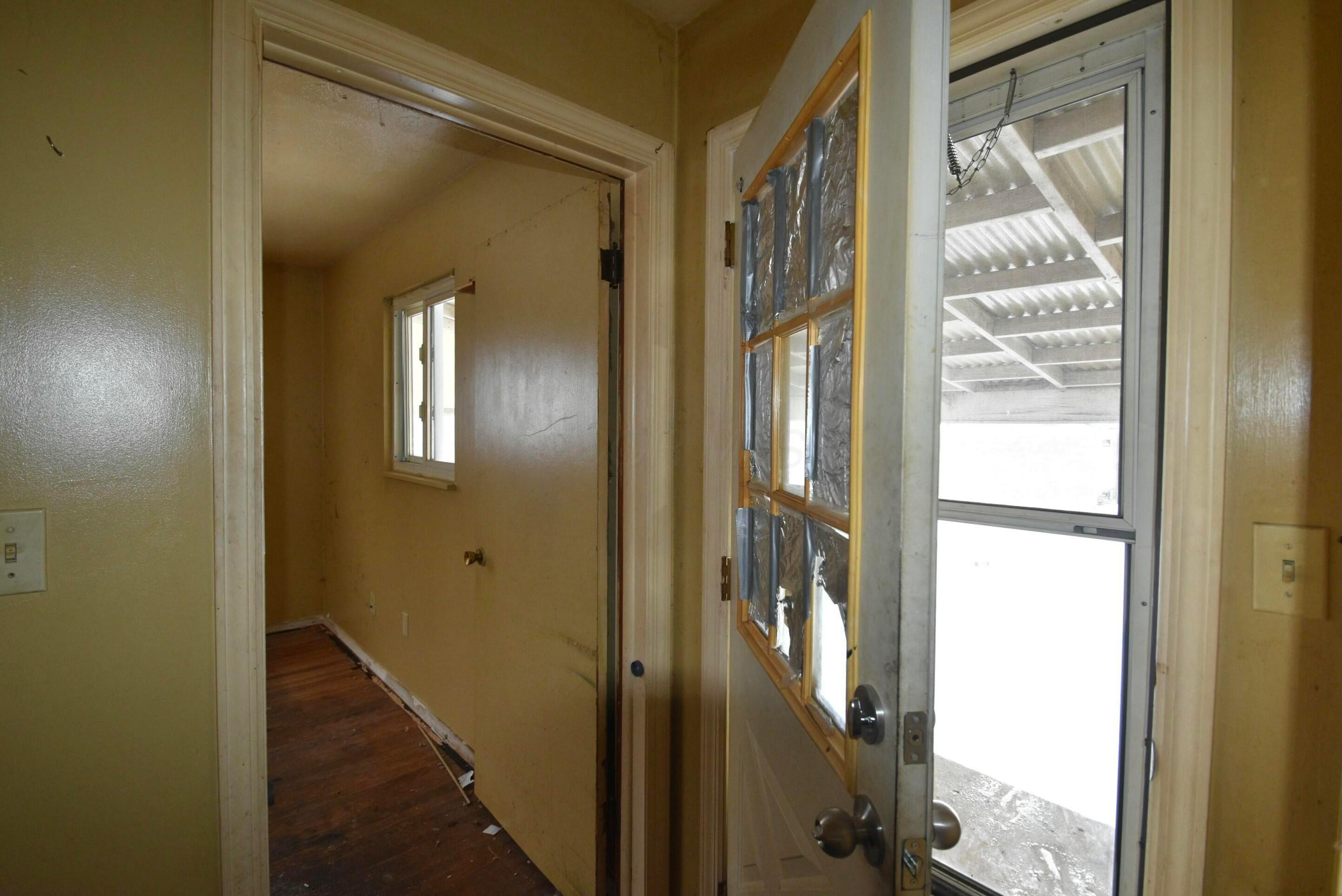1828 Ferris Road
