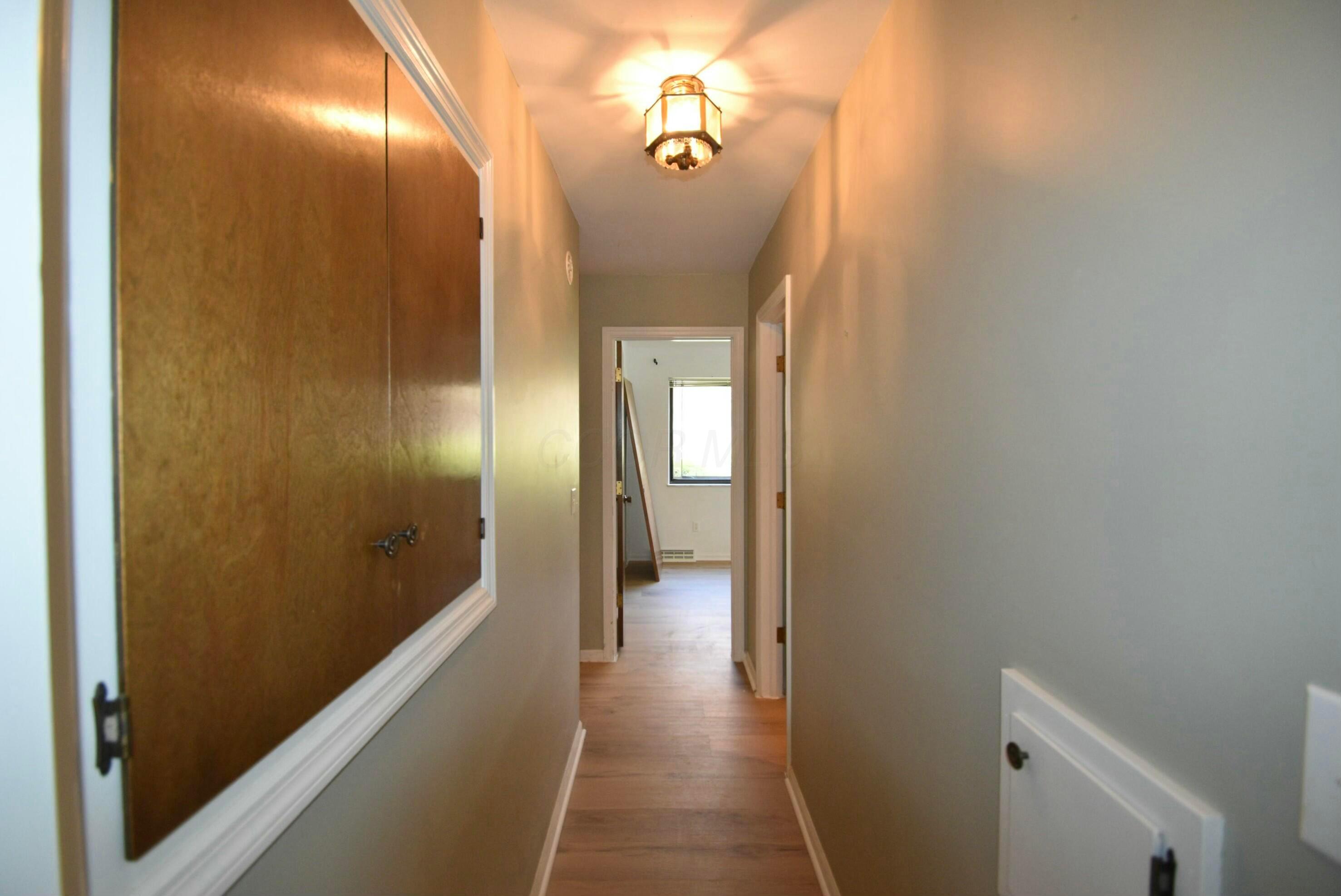 2101 Willowick Drive, B