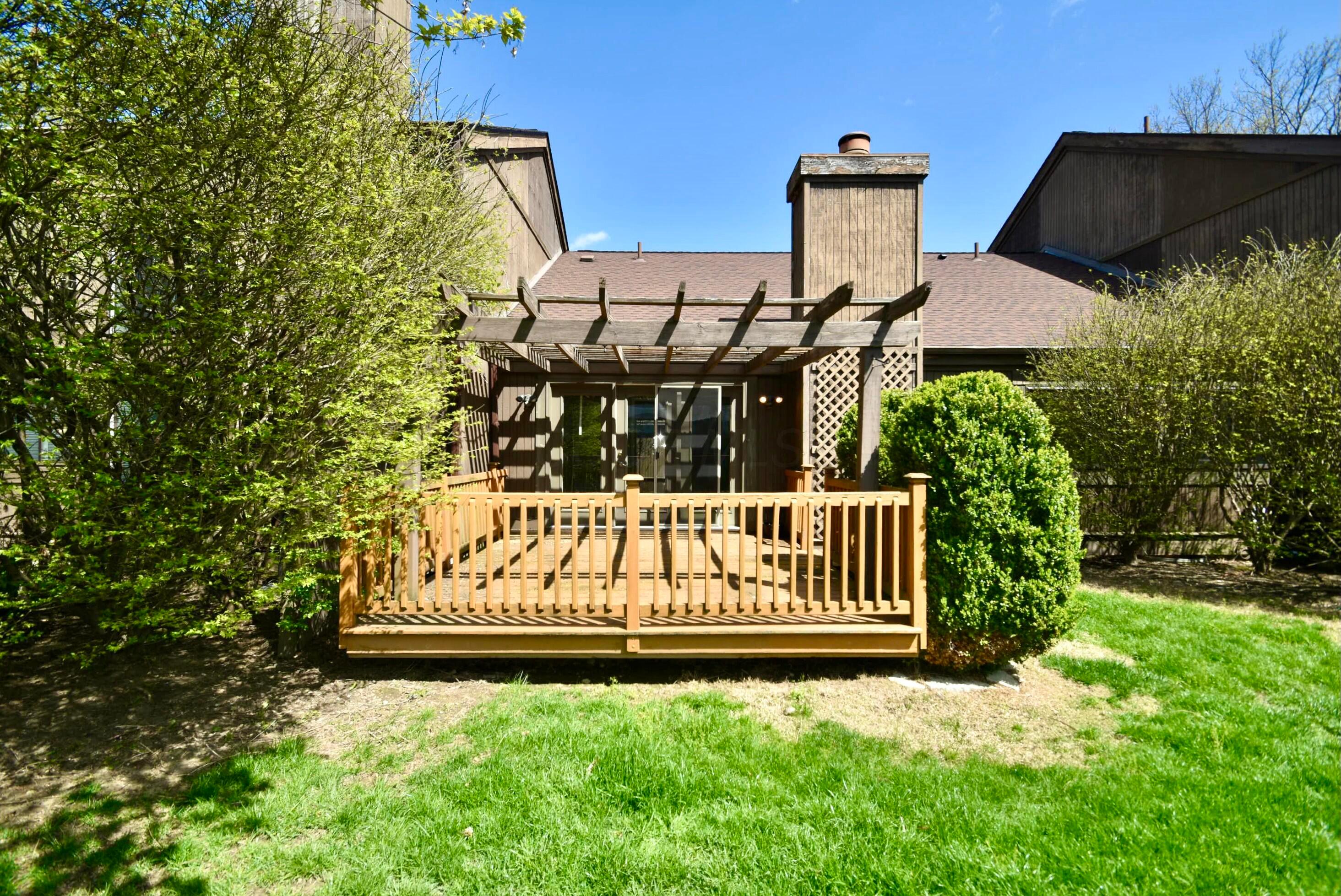 2101 Willowick Drive, B