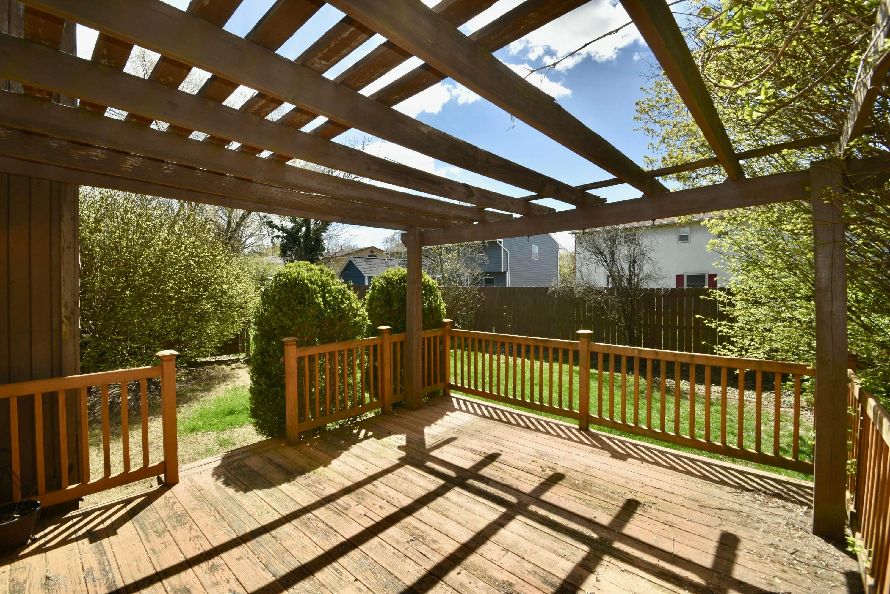 2101 Willowick Drive, B