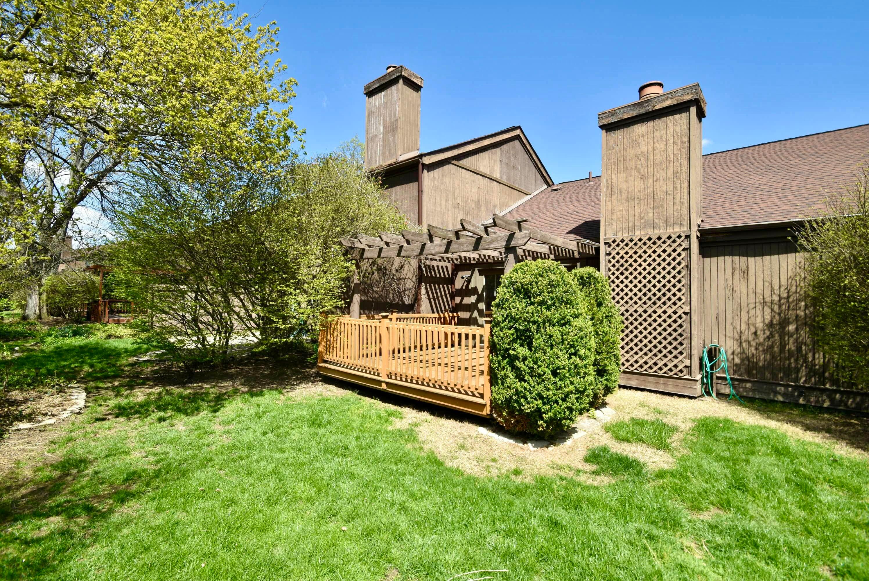 2101 Willowick Drive, B