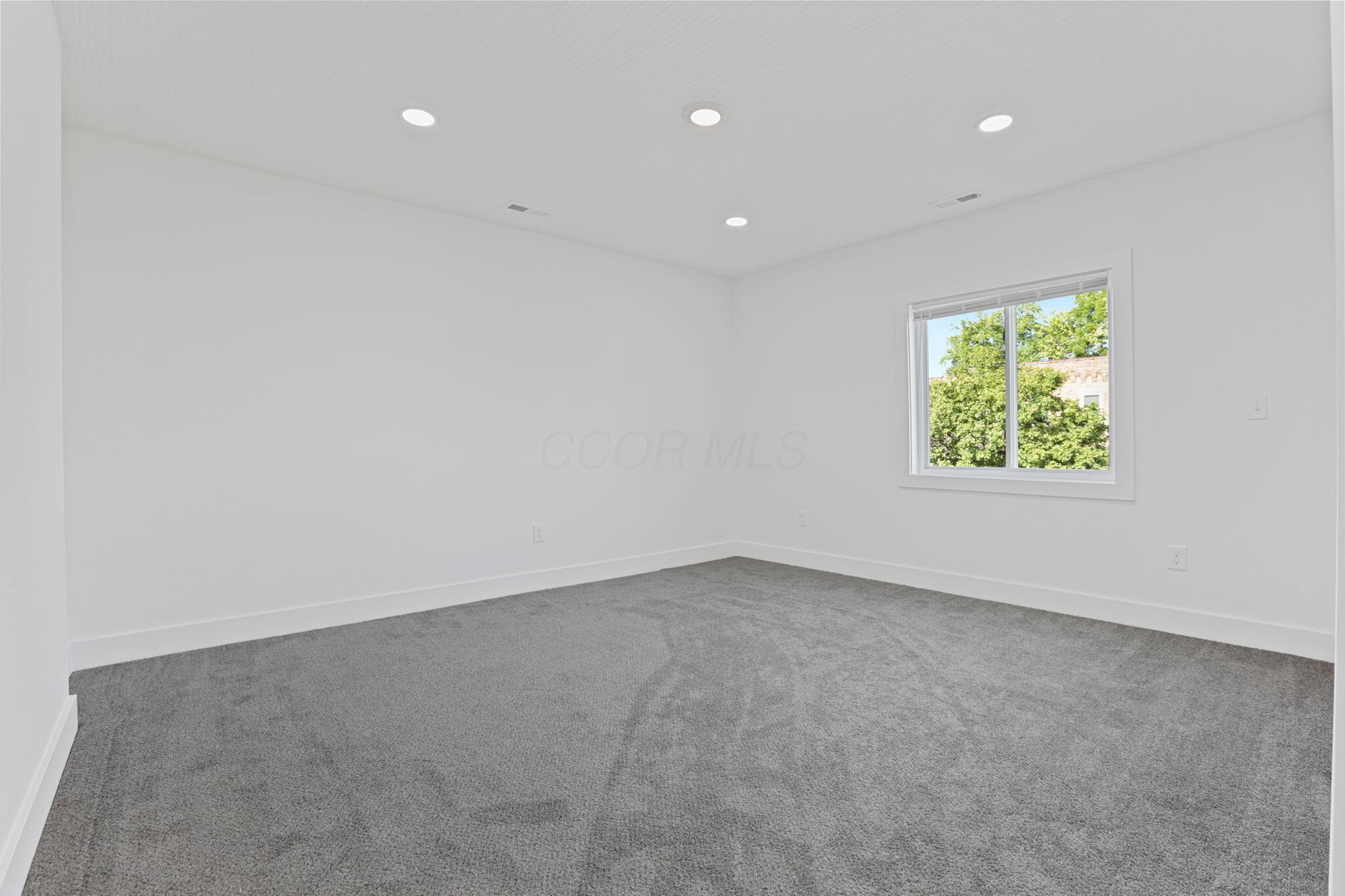 1586 S 3rd Street