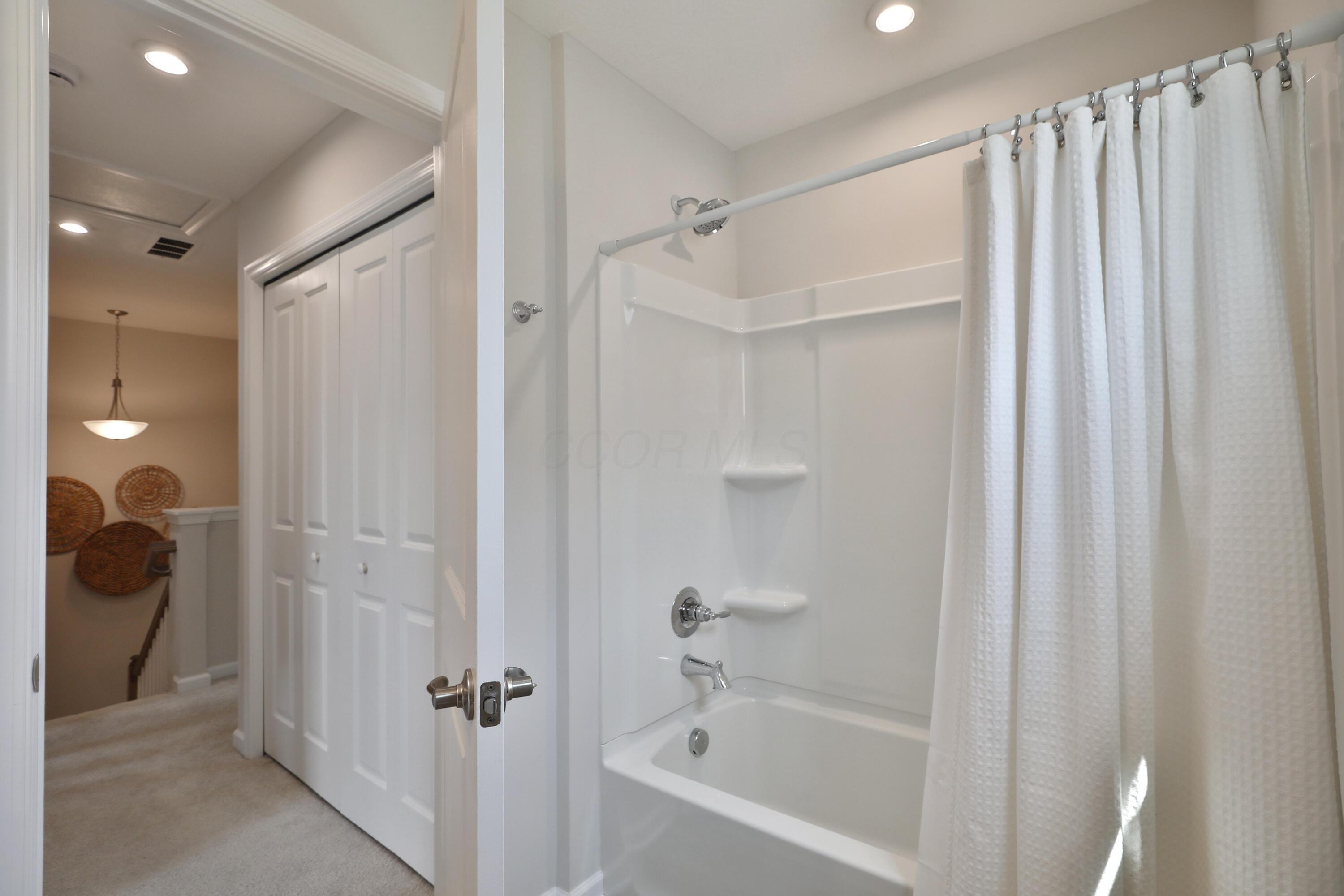6836 Frey Lane
