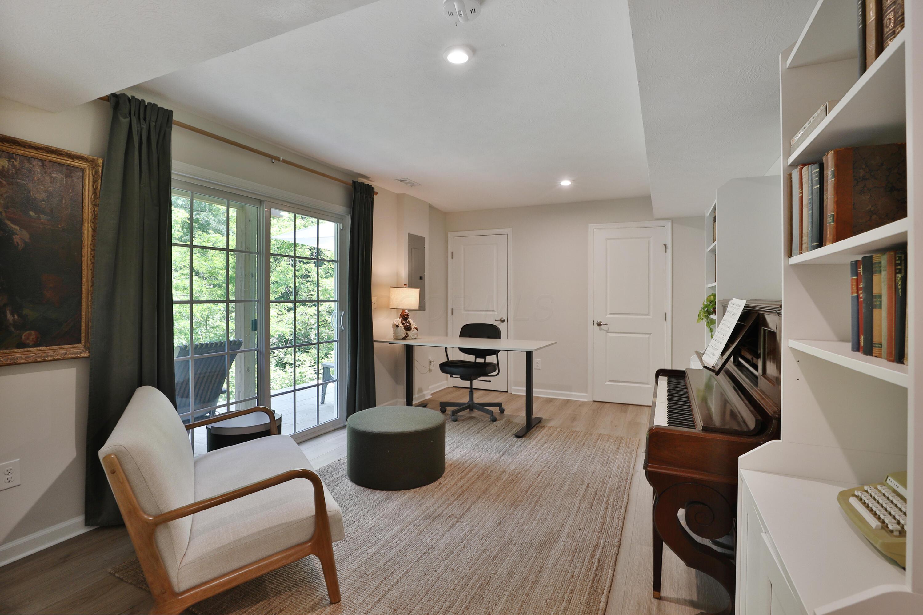 6836 Frey Lane