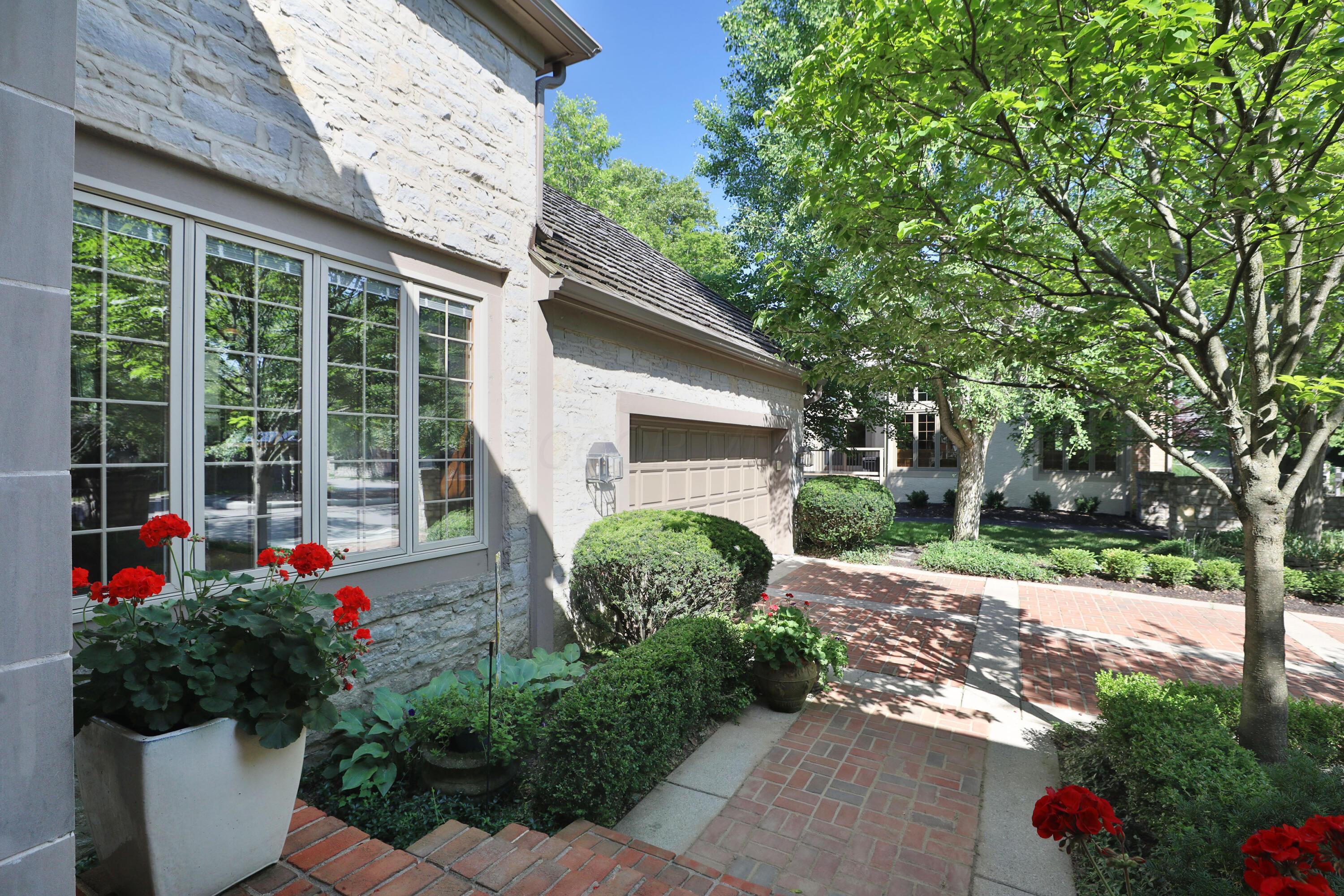 5720 Loch Maree Court