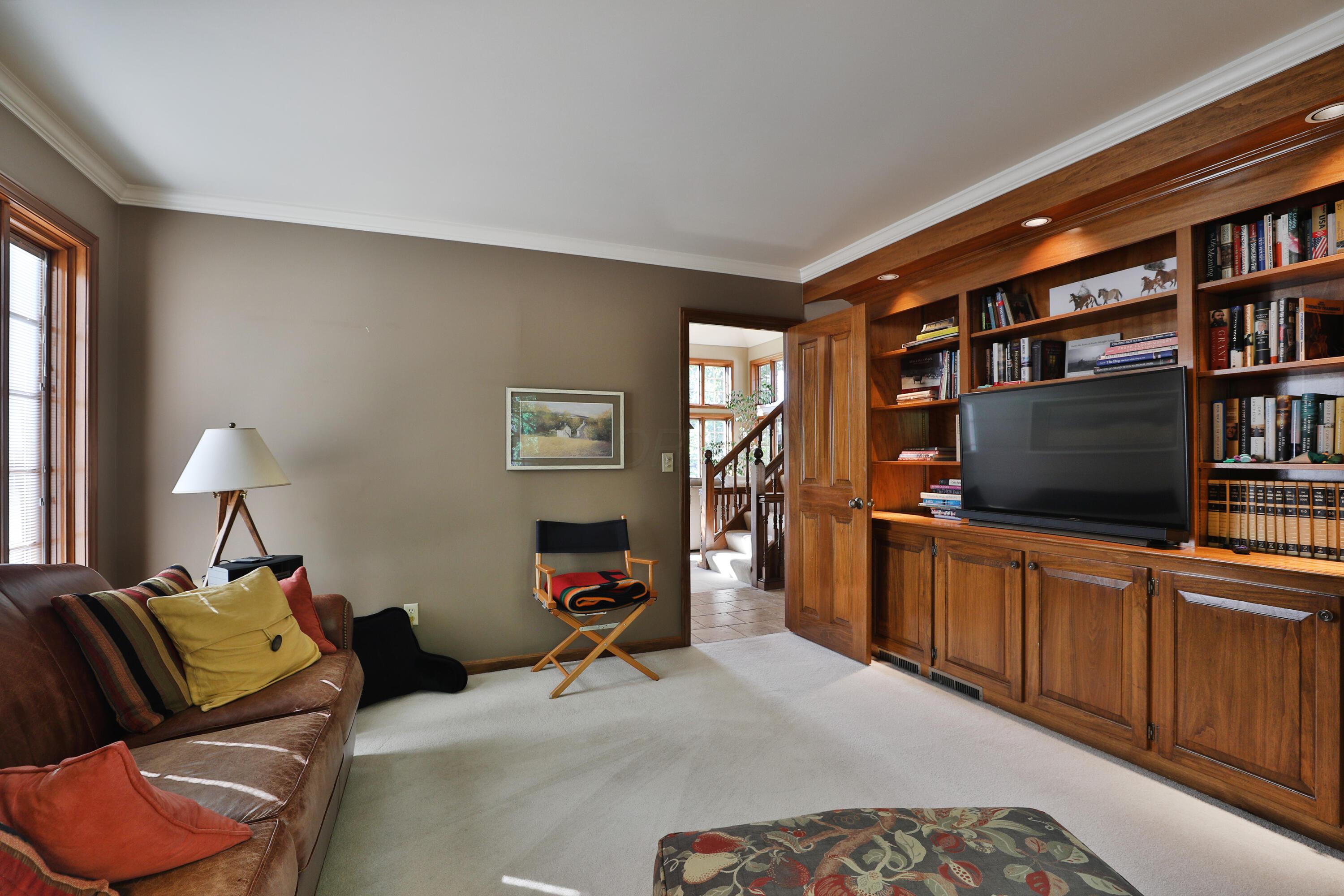 5720 Loch Maree Court