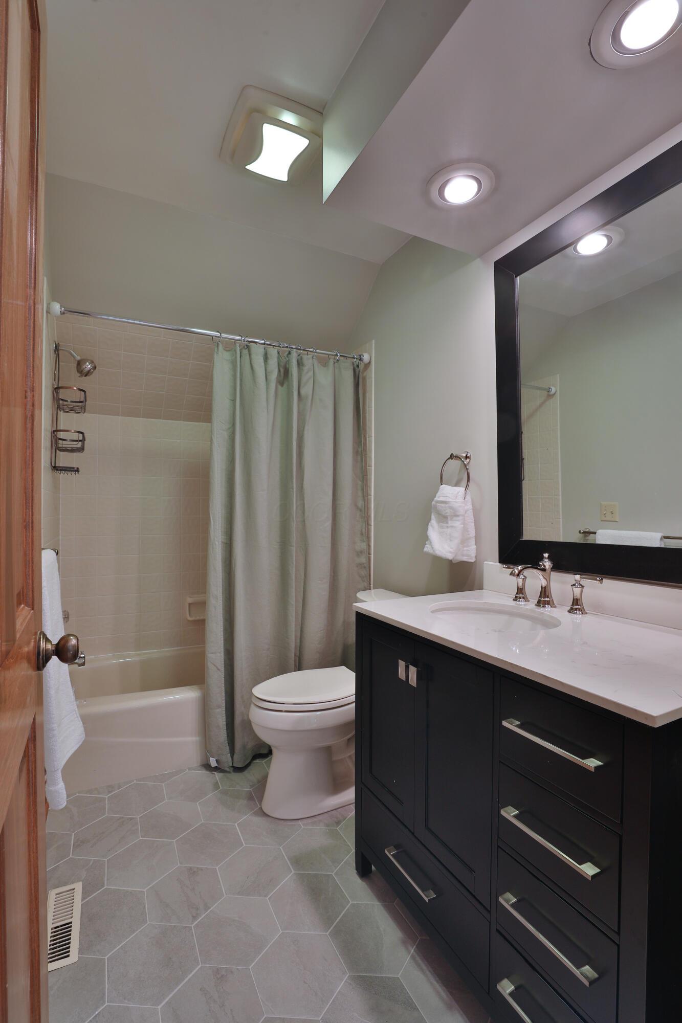 5720 Loch Maree Court