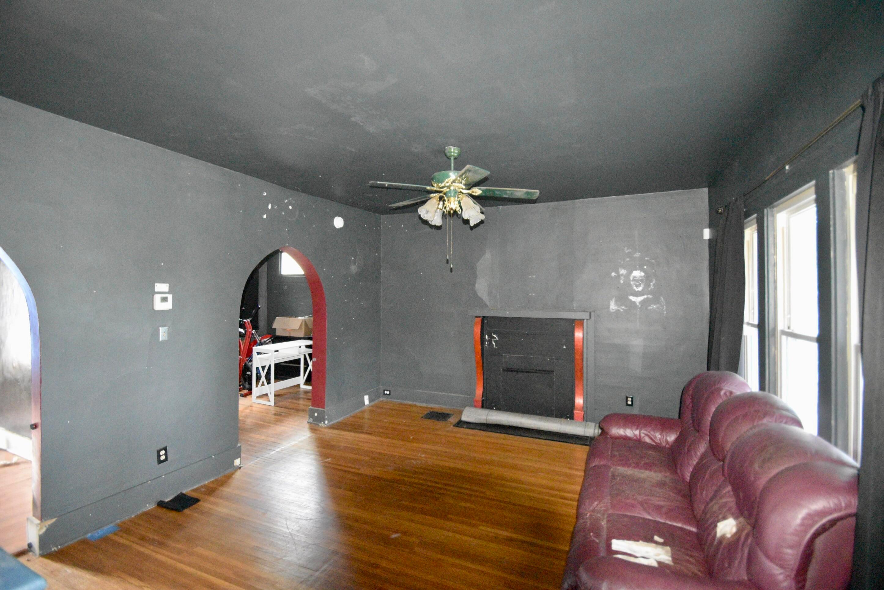 192 S Harris Avenue