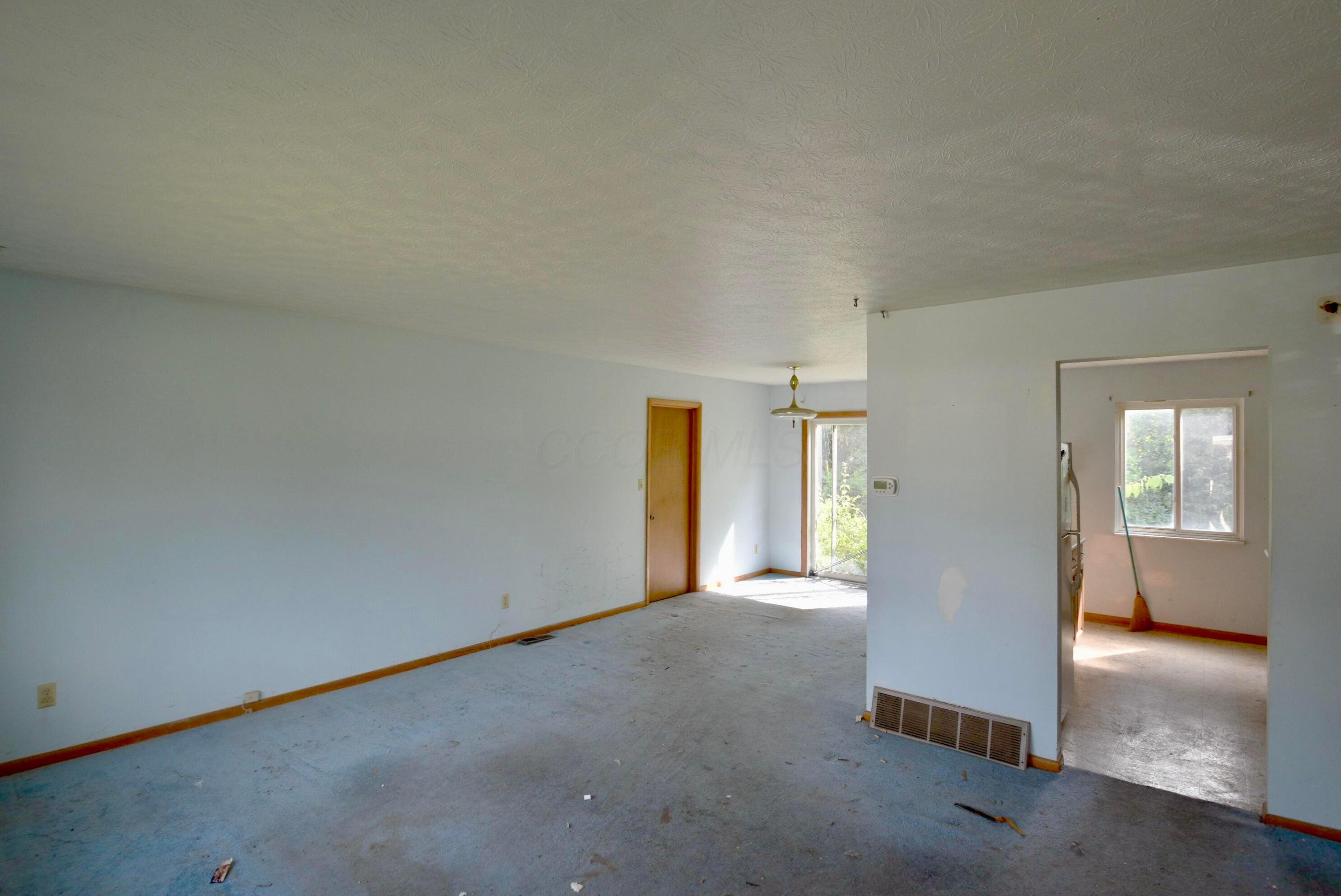 5789 Riverton Road