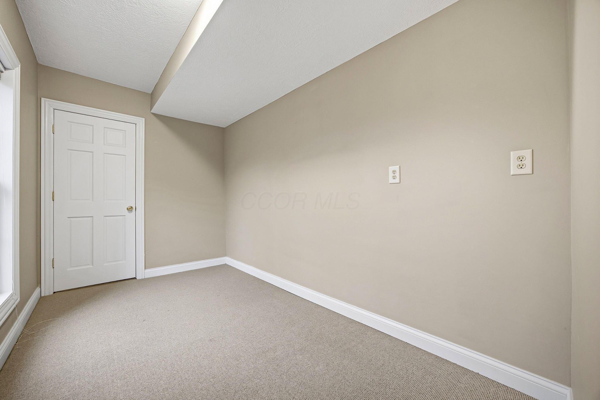 477 Stratshire Lane
