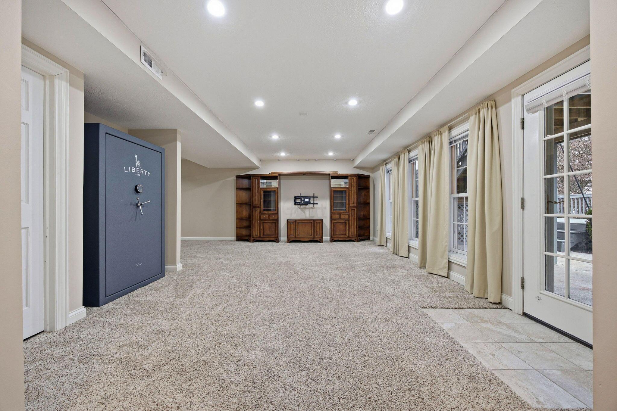 477 Stratshire Lane
