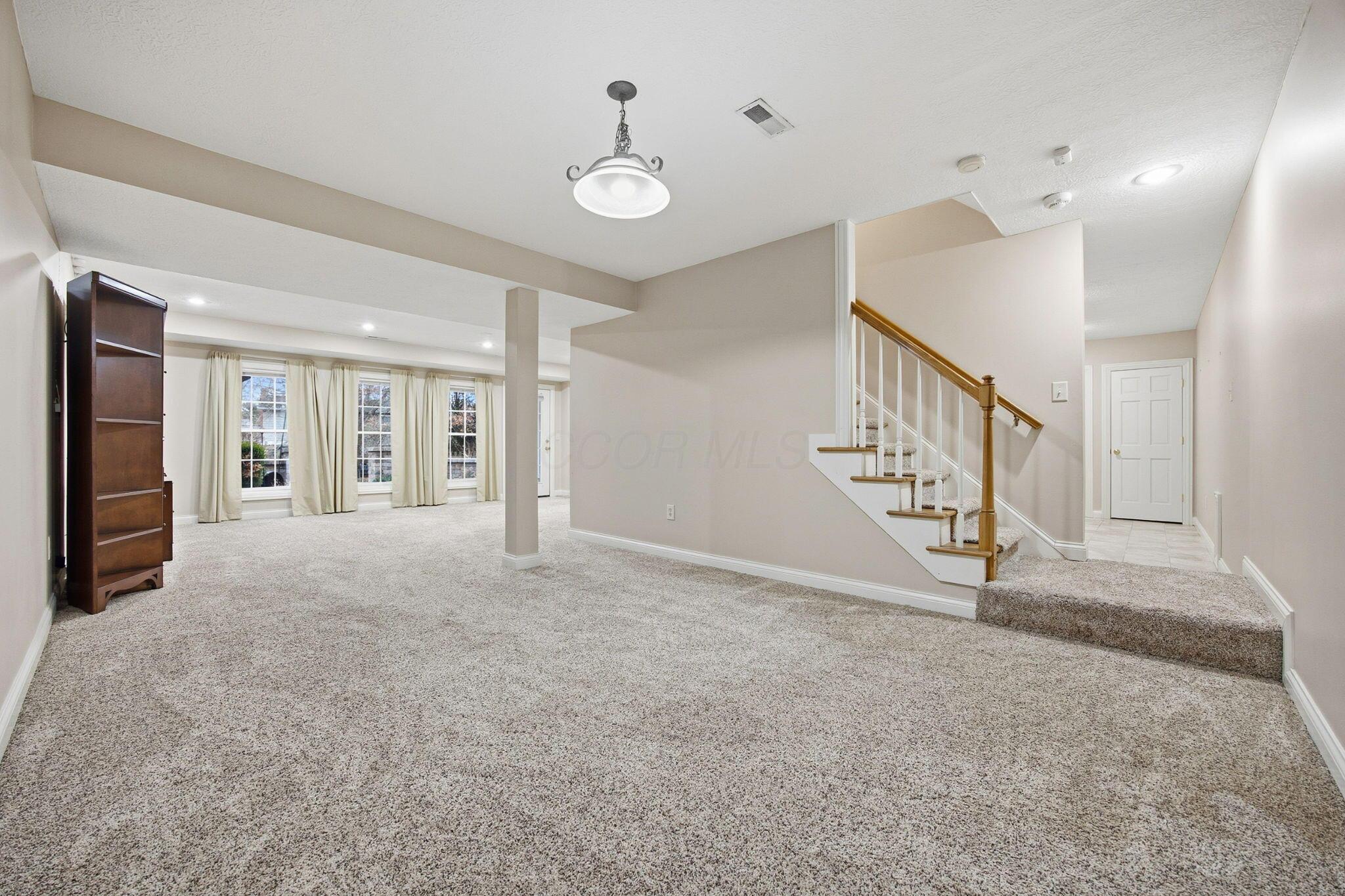 477 Stratshire Lane