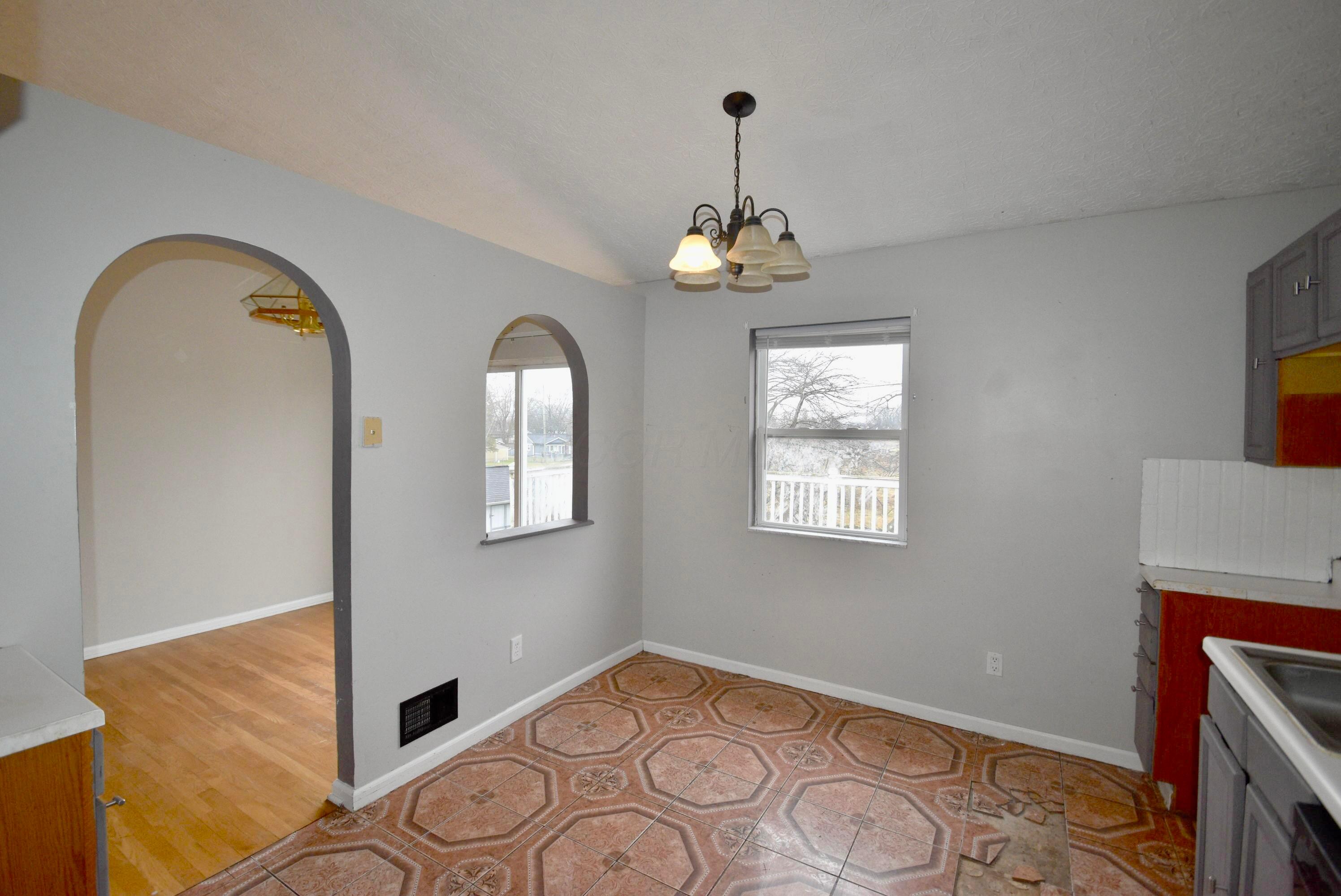 2243 Golden Leaf Lane