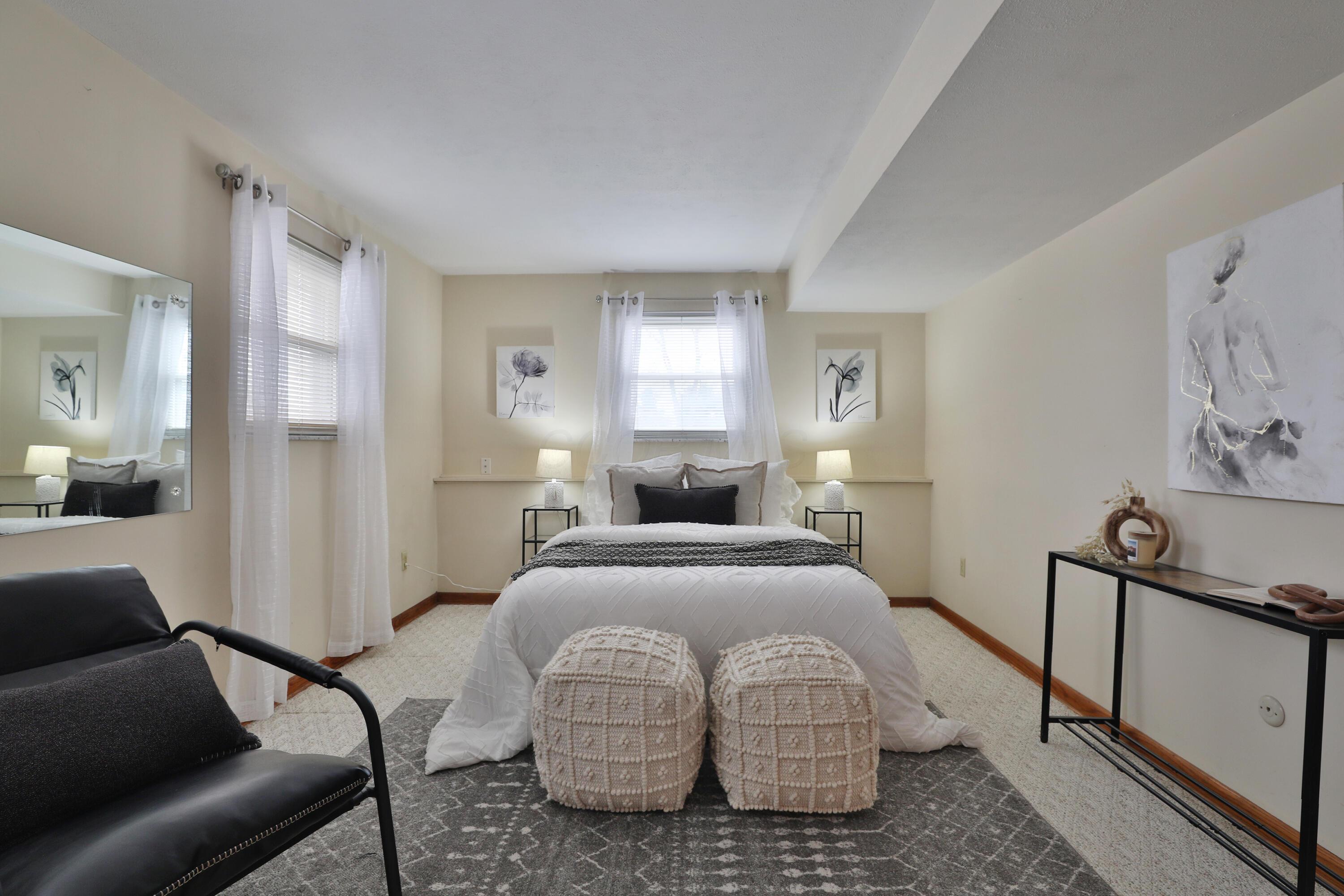 4677 Harrisburg Pike