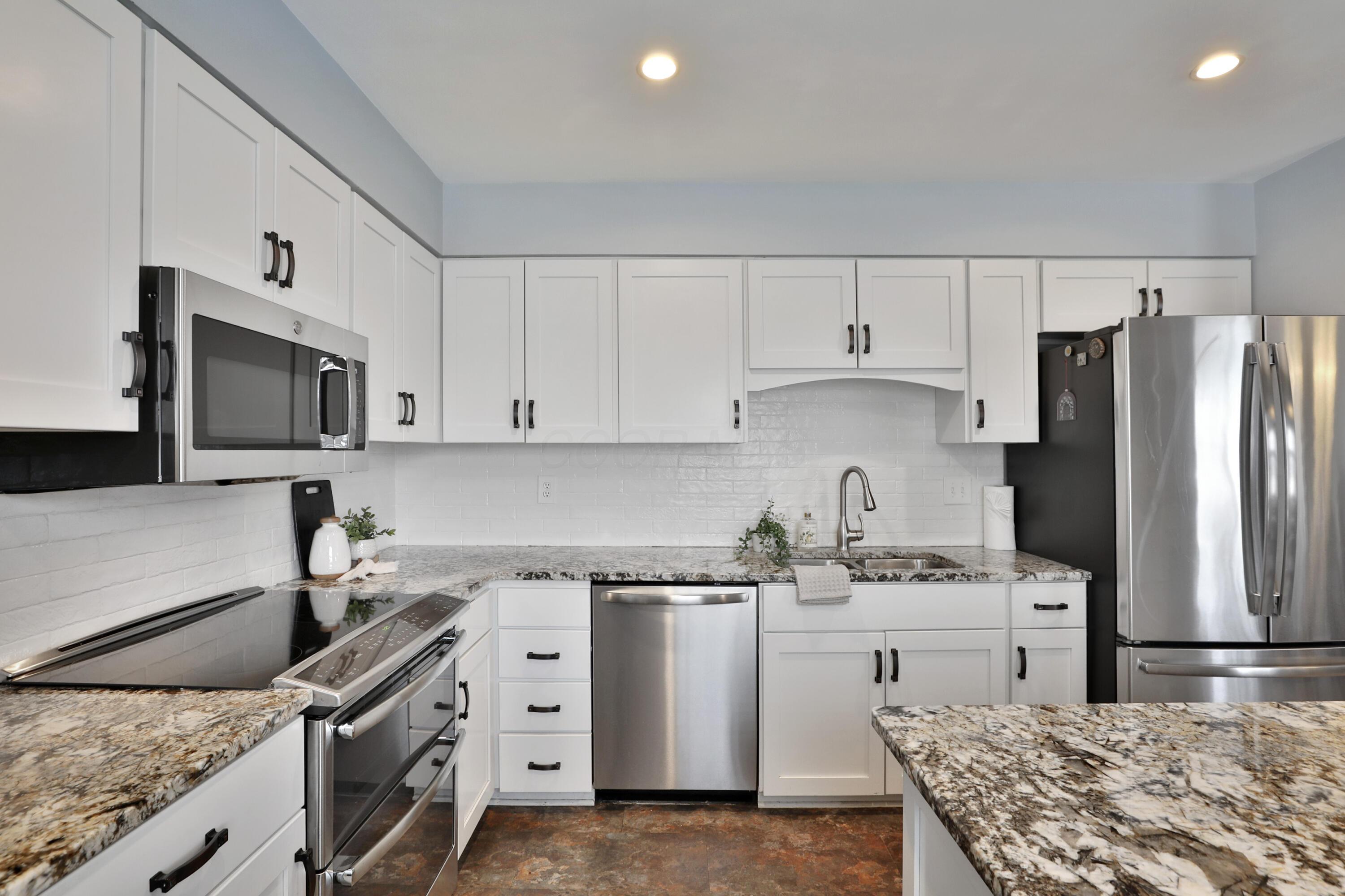 4677 Harrisburg Pike