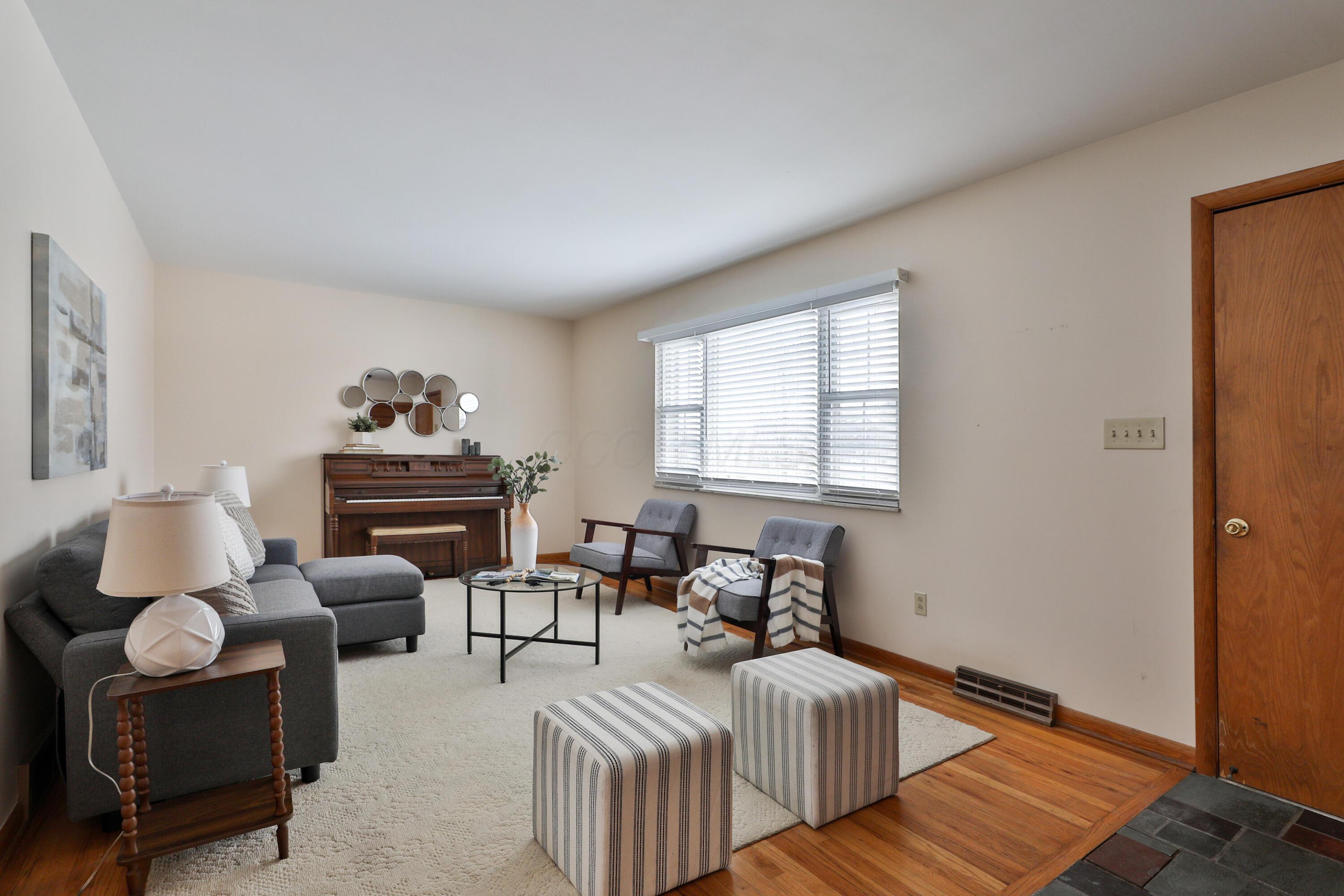 4677 Harrisburg Pike