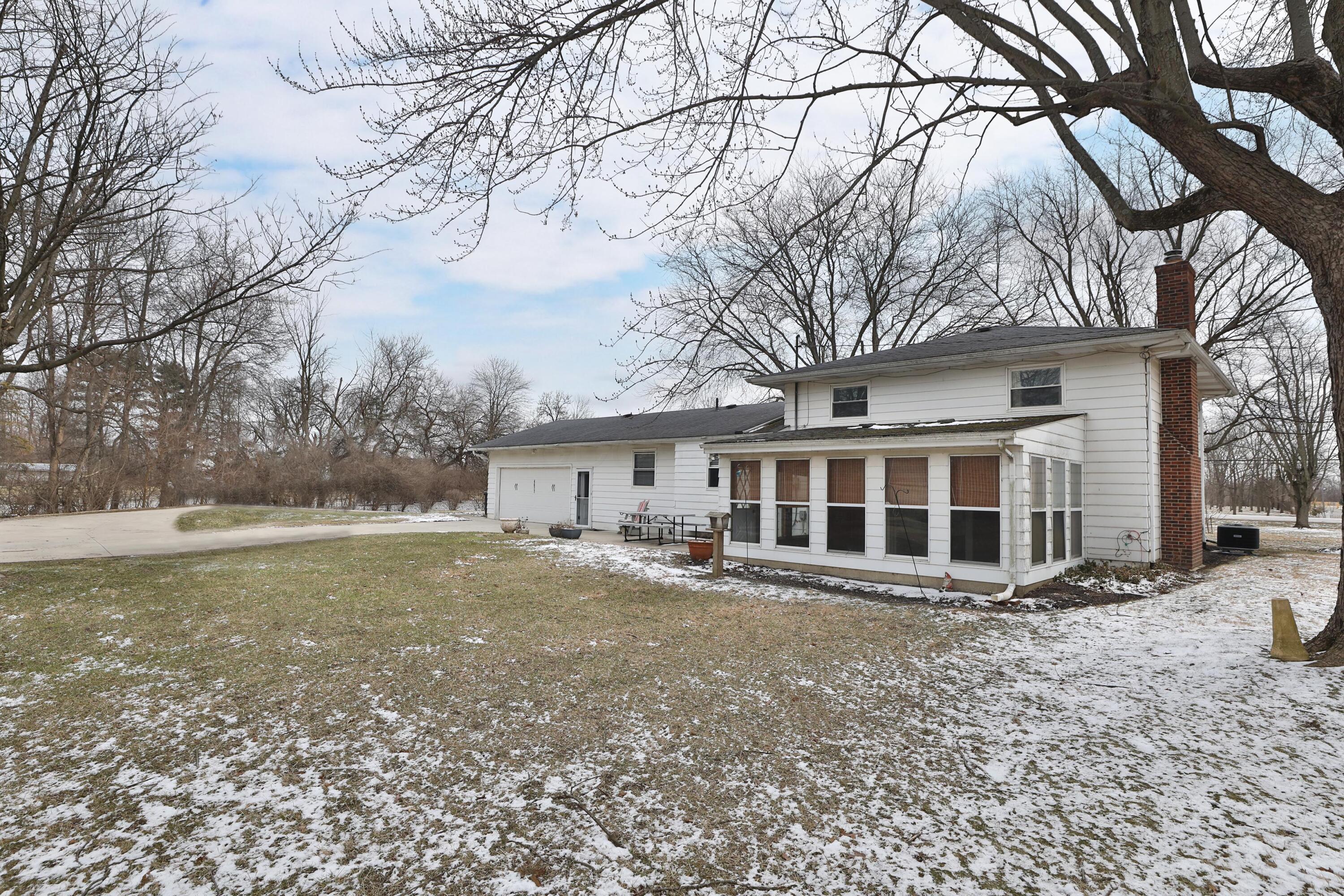 4677 Harrisburg Pike