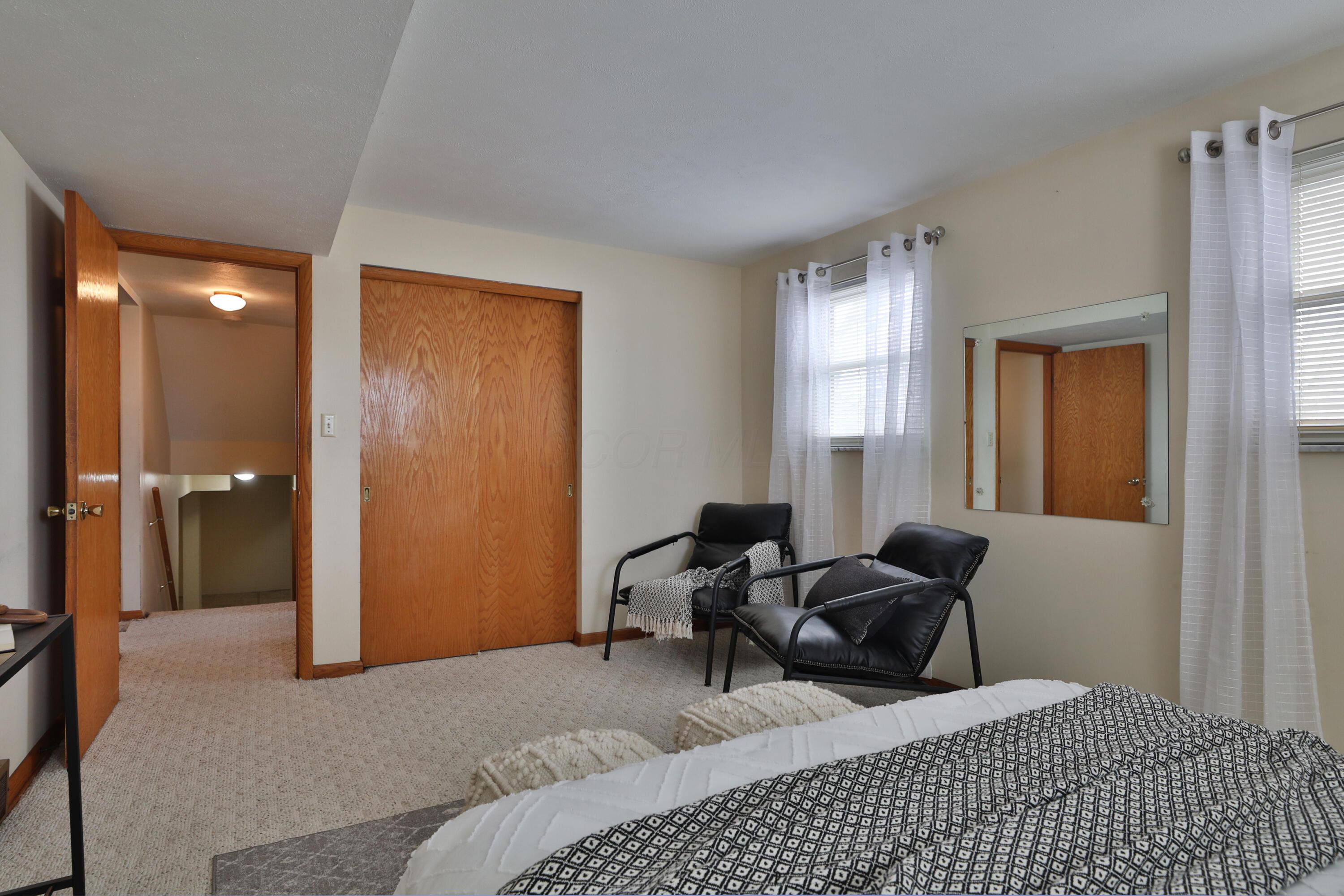 4677 Harrisburg Pike
