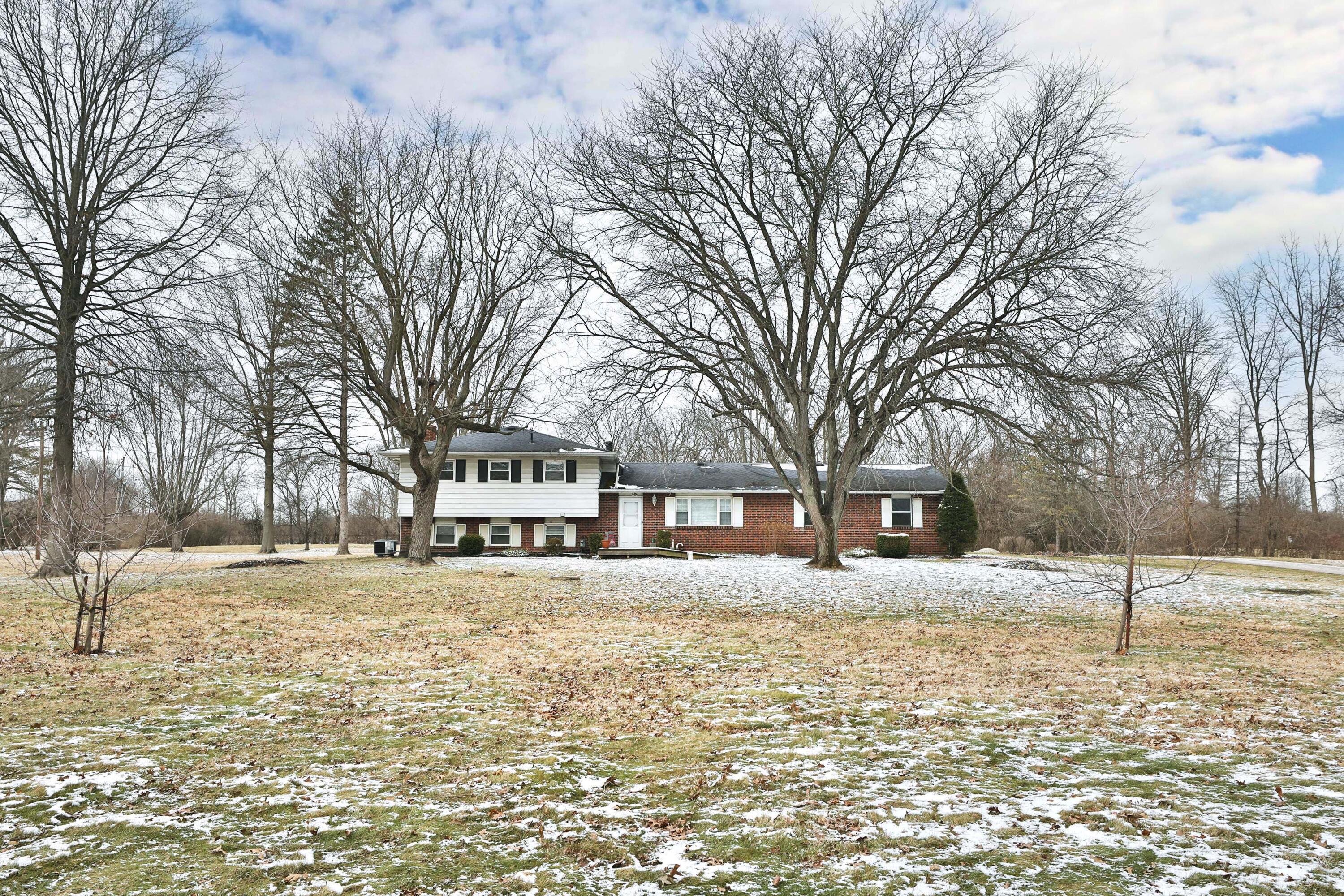4677 Harrisburg Pike