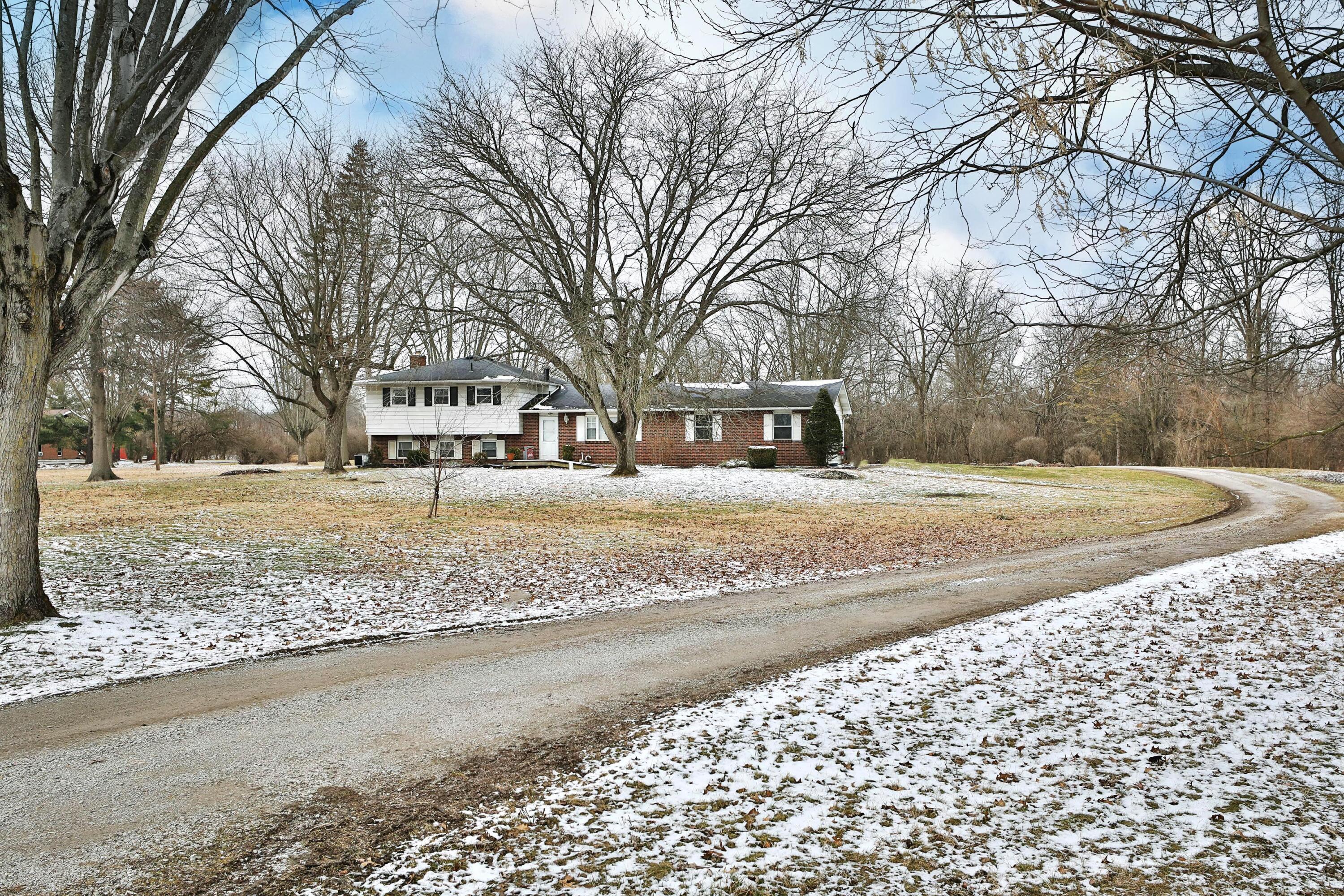 4677 Harrisburg Pike