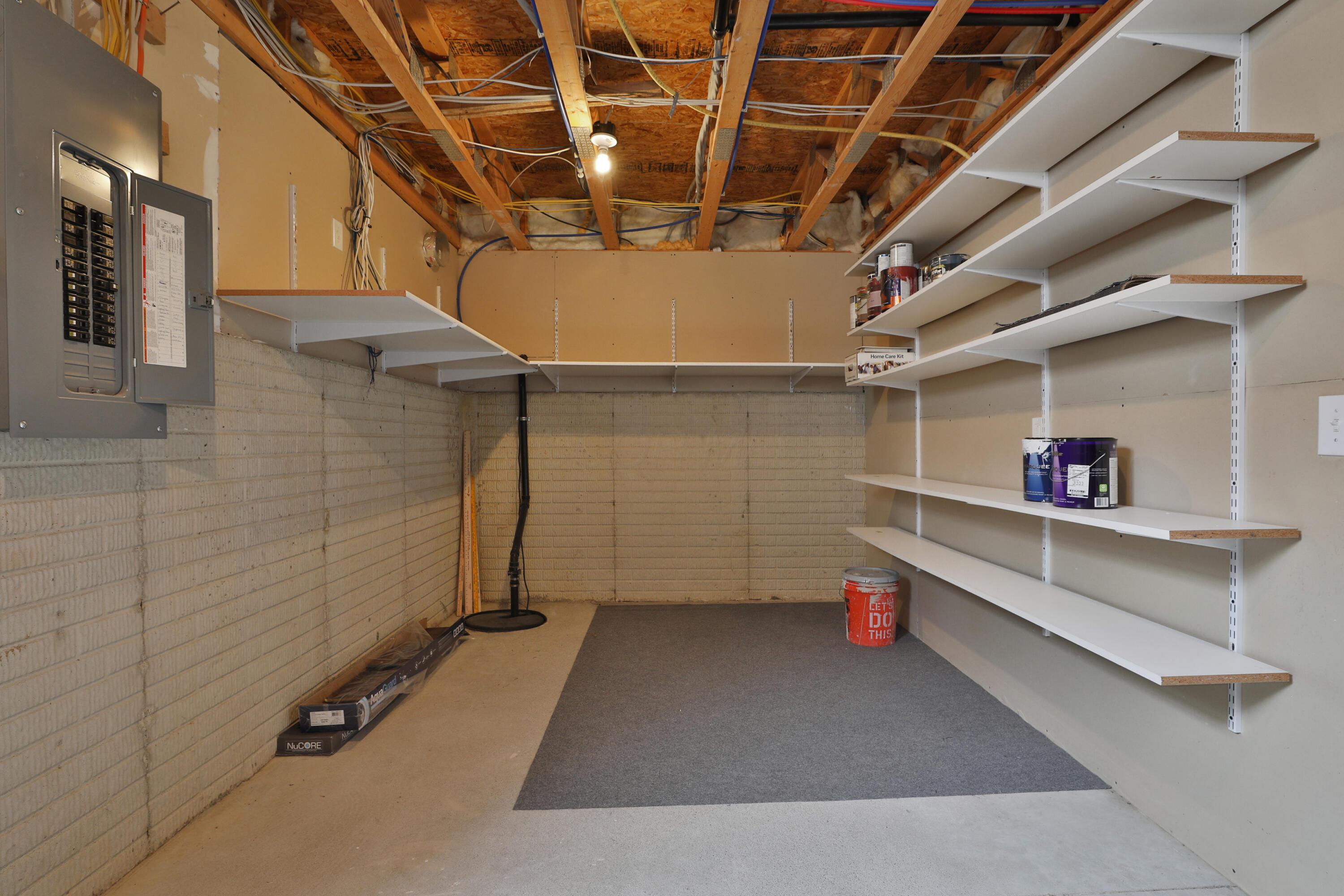 5635 Chippewa Falls Street, 61