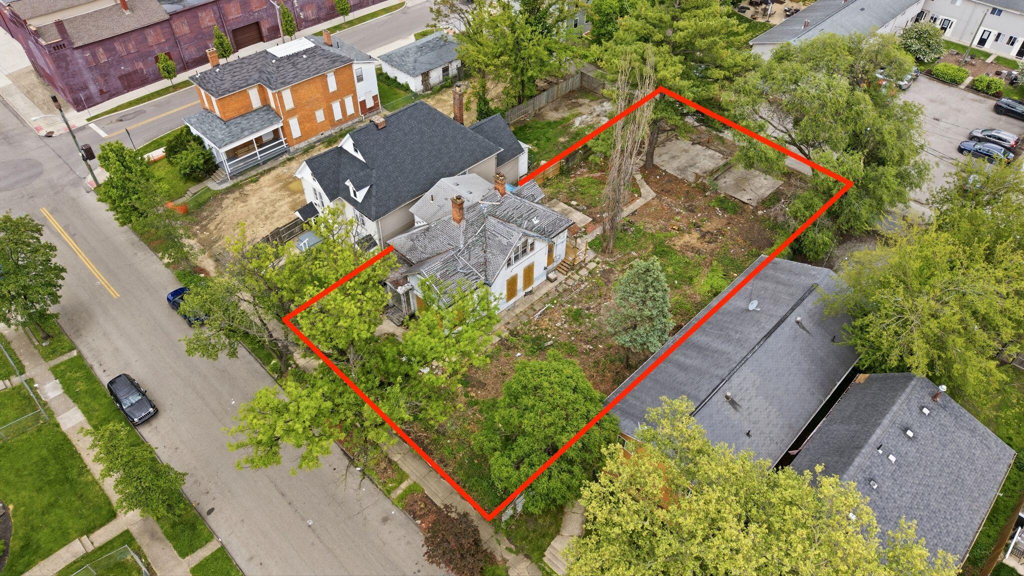 1280 Indianola Avenue