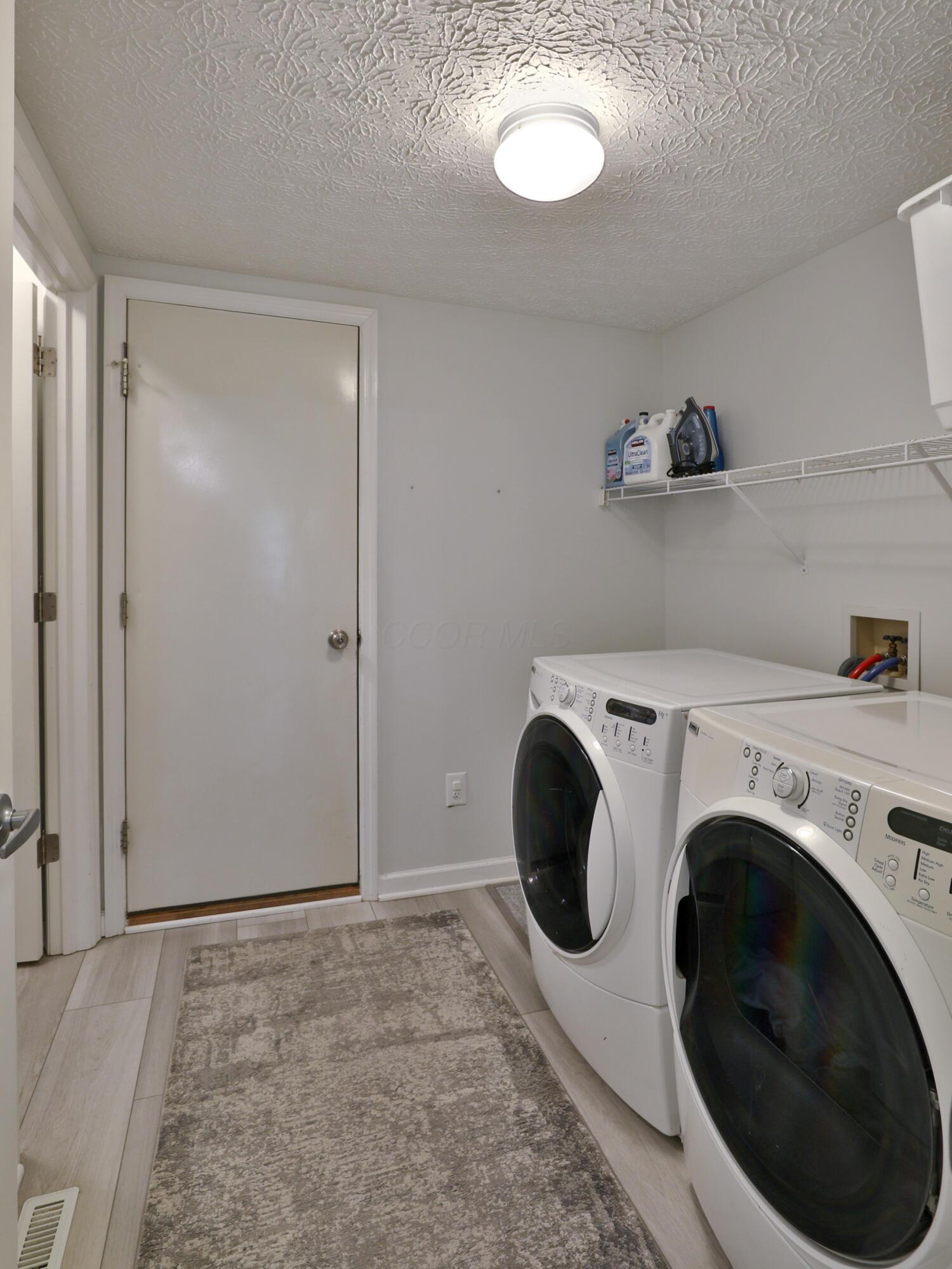 386 Shelby Avenue W