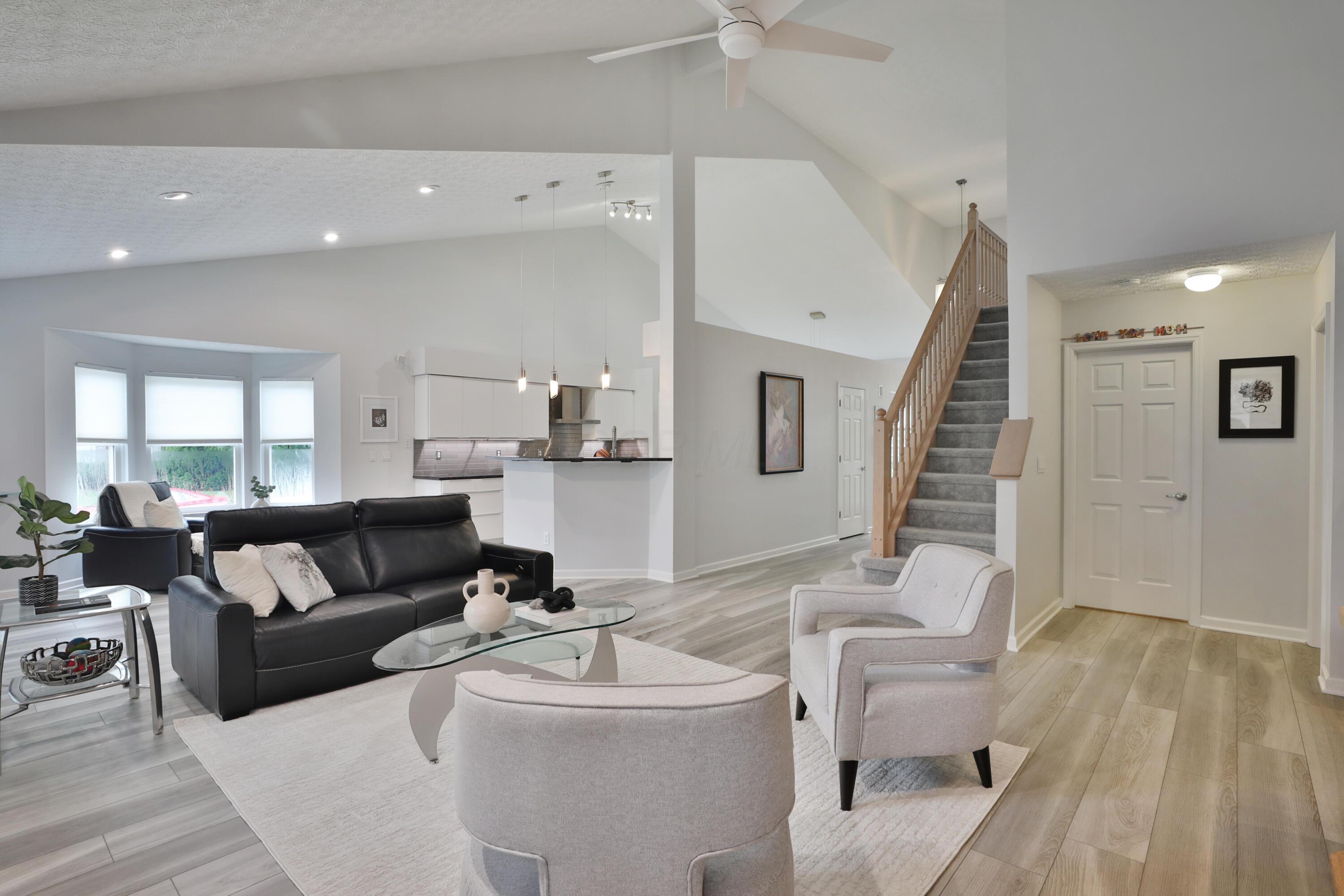 386 Shelby Avenue W