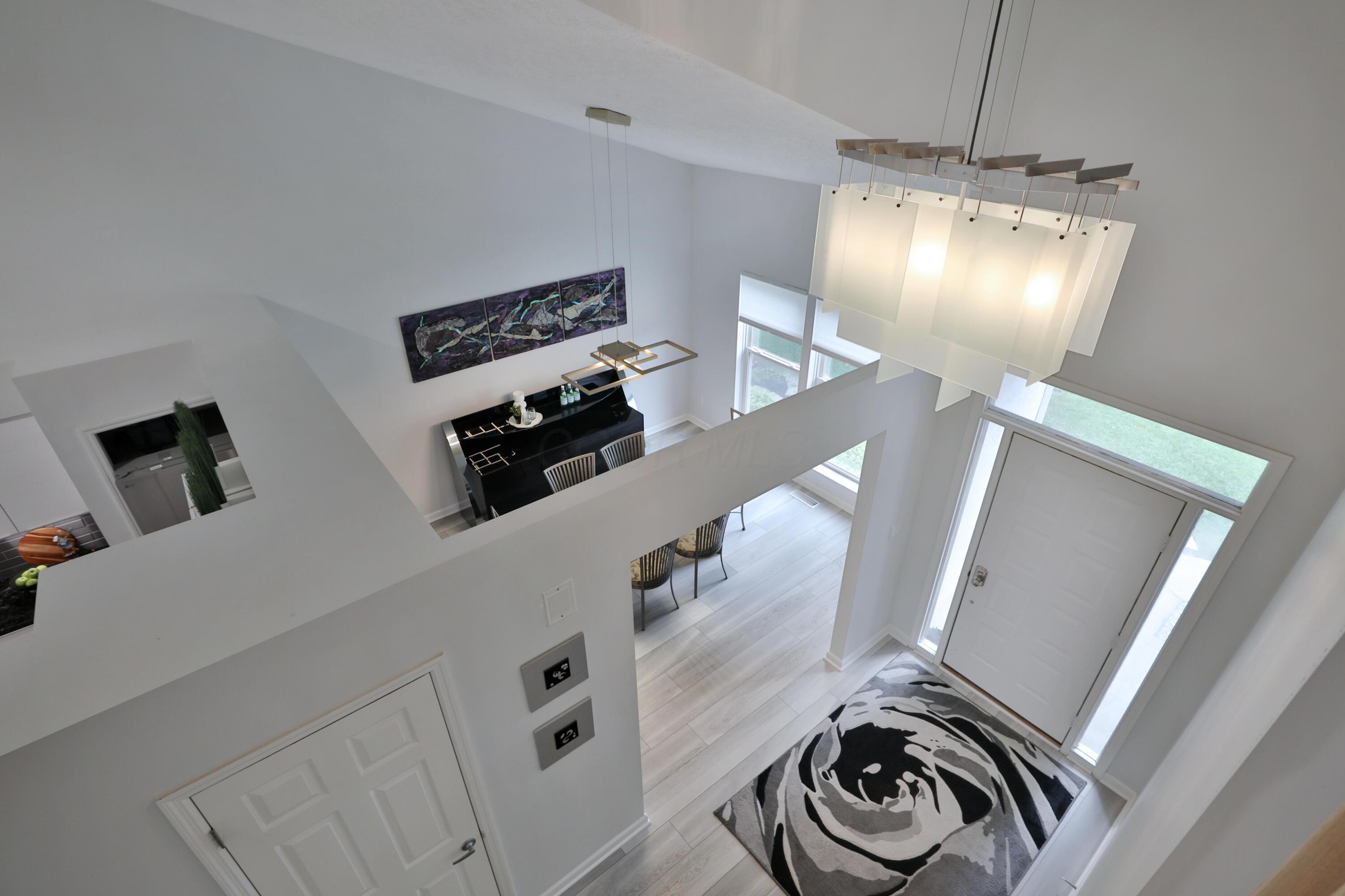 386 Shelby Avenue W