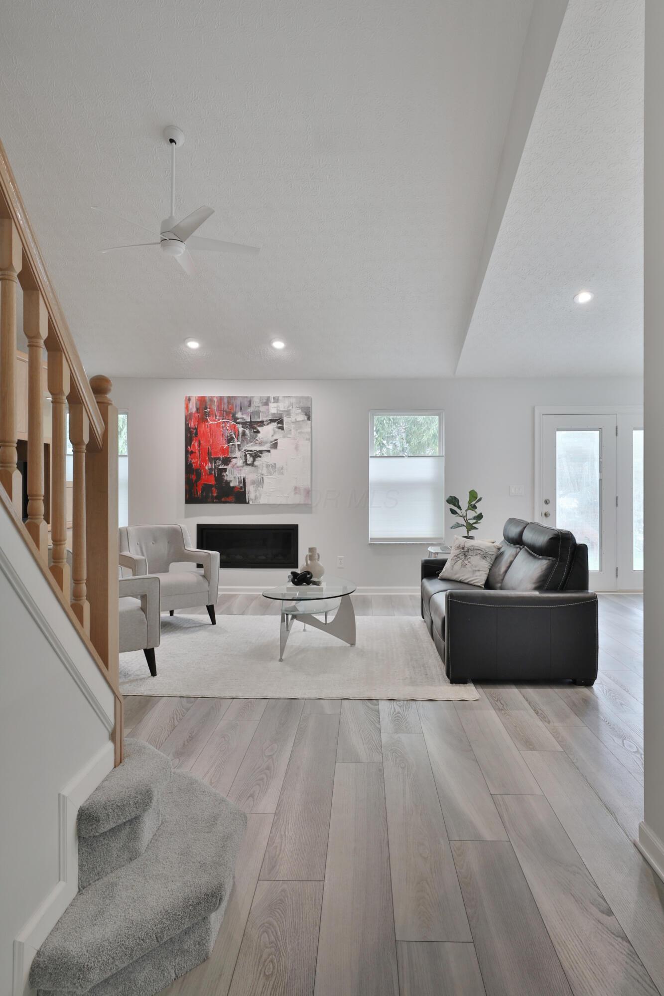 386 Shelby Avenue W