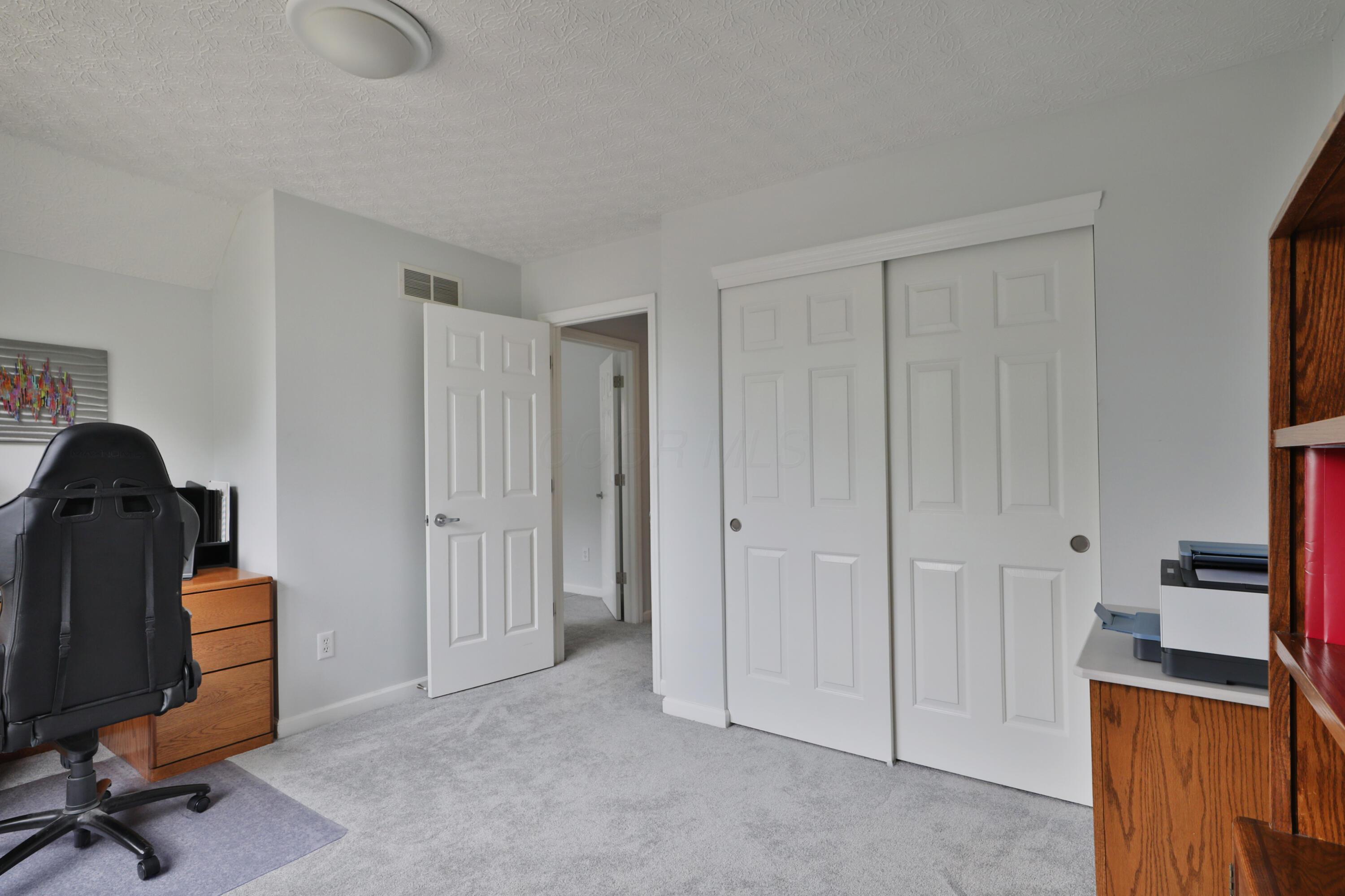 386 Shelby Avenue W