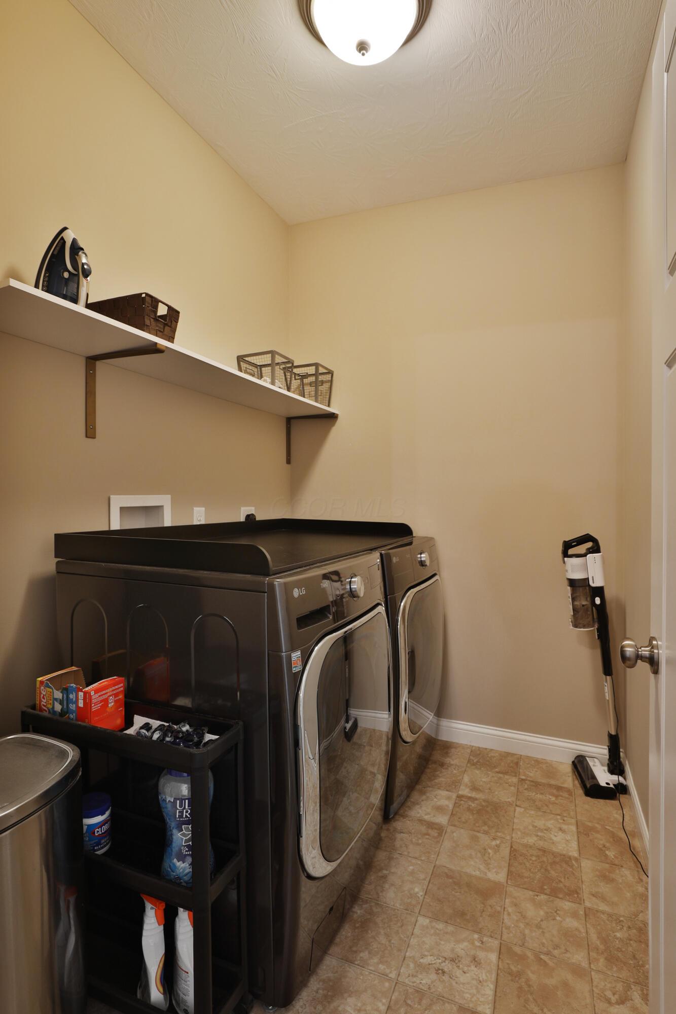 2607 Loris Way
