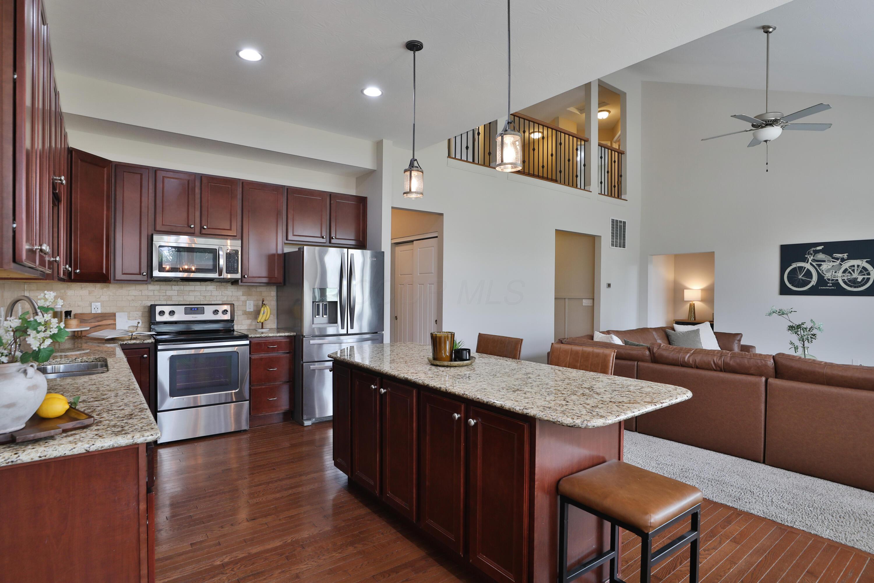 2607 Loris Way
