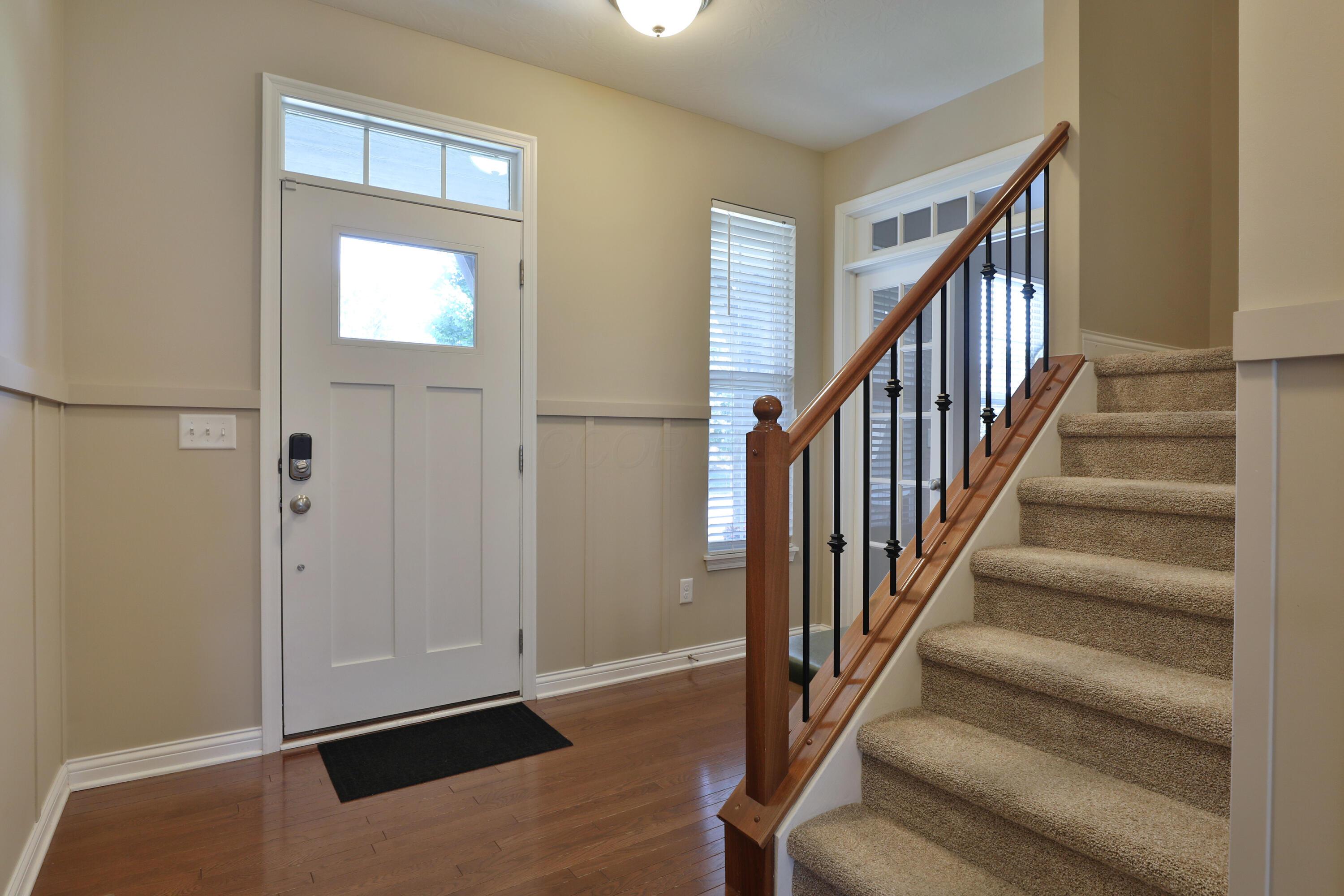 2607 Loris Way