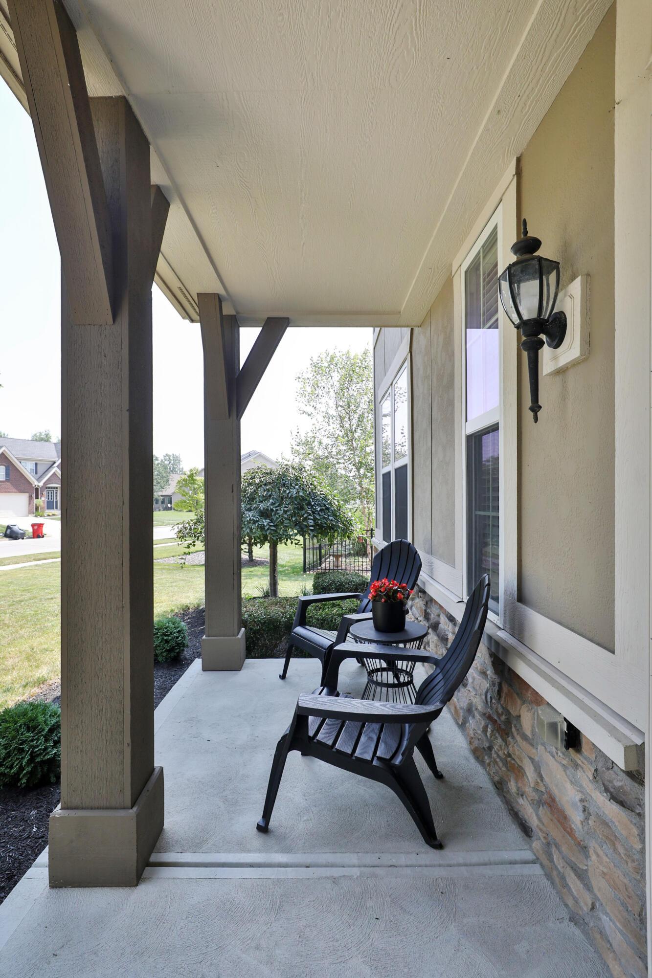 2607 Loris Way