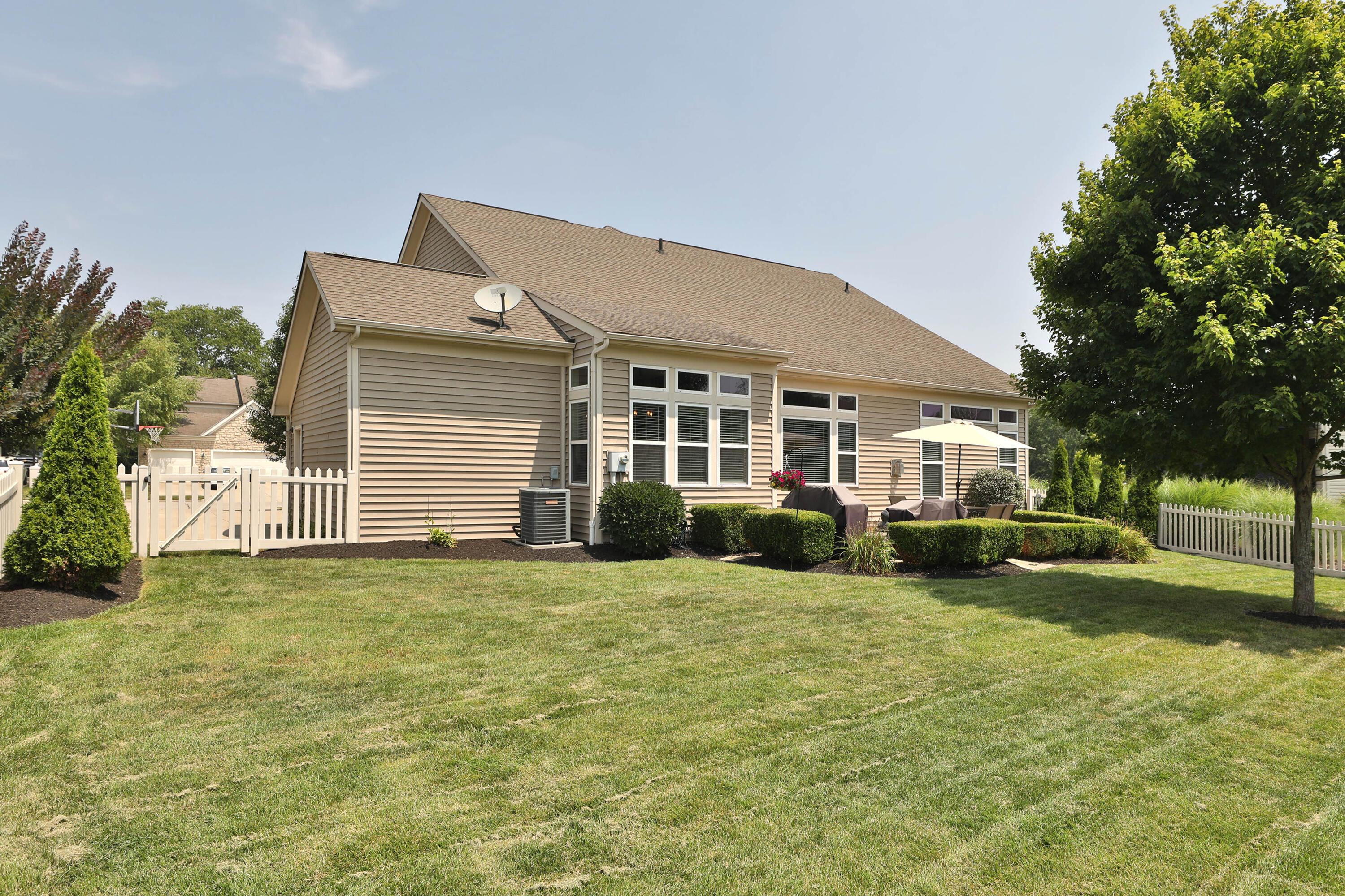 2607 Loris Way