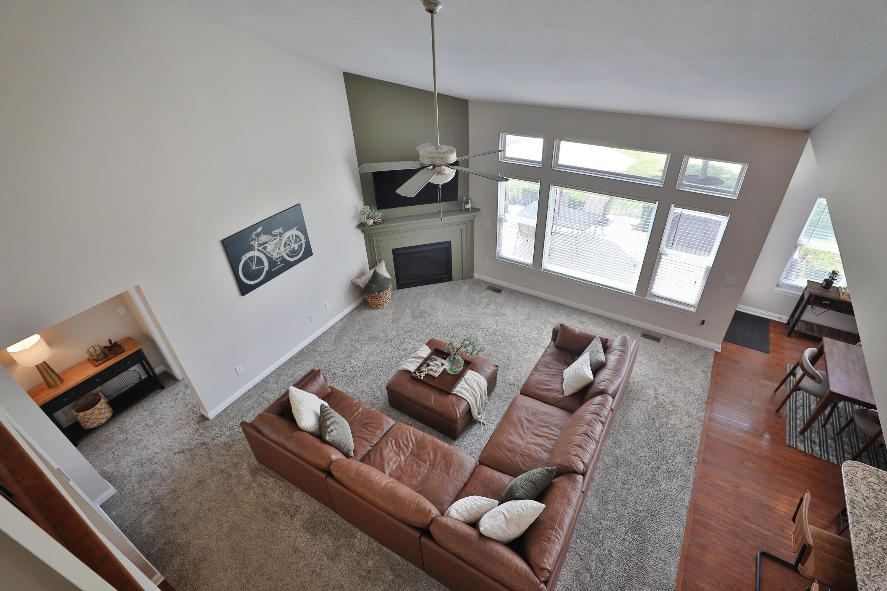 2607 Loris Way