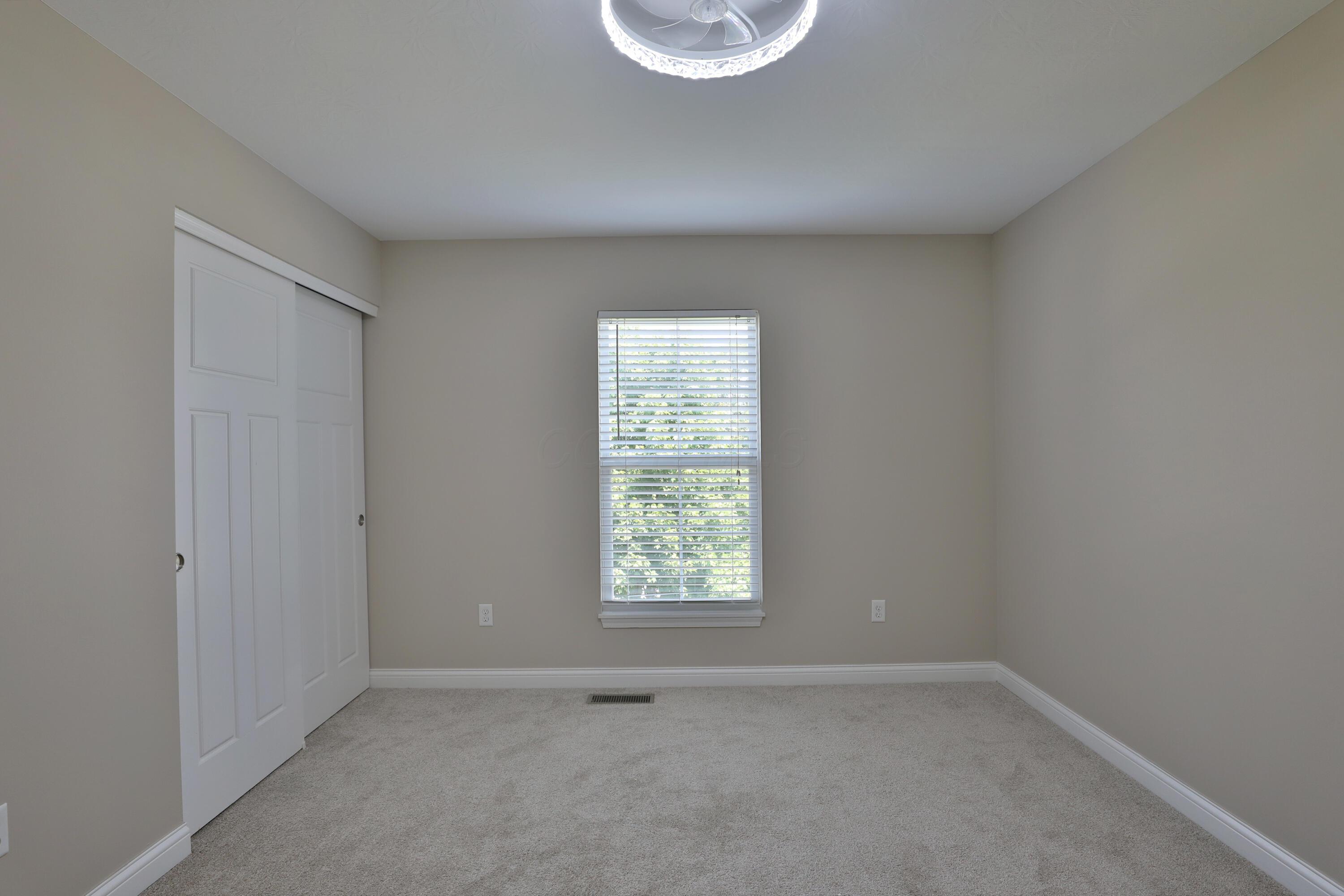 2607 Loris Way