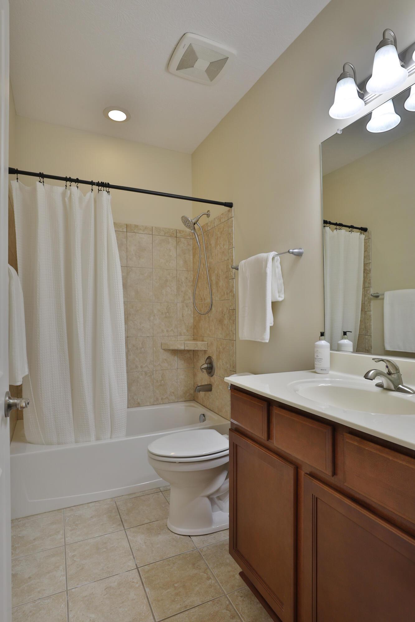 5016 Foxtail Drive, 37
