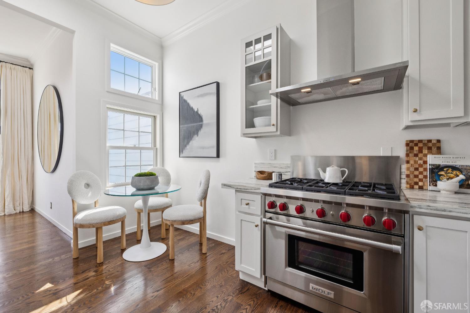 3521 Sacramento Street