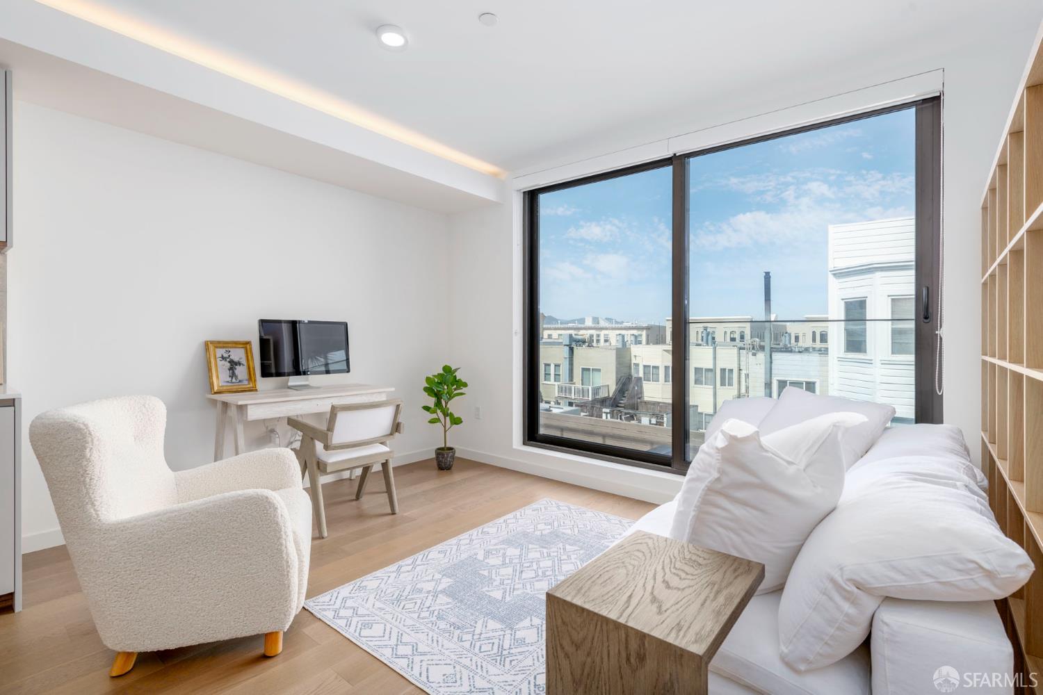 2448 Lombard Street # 313