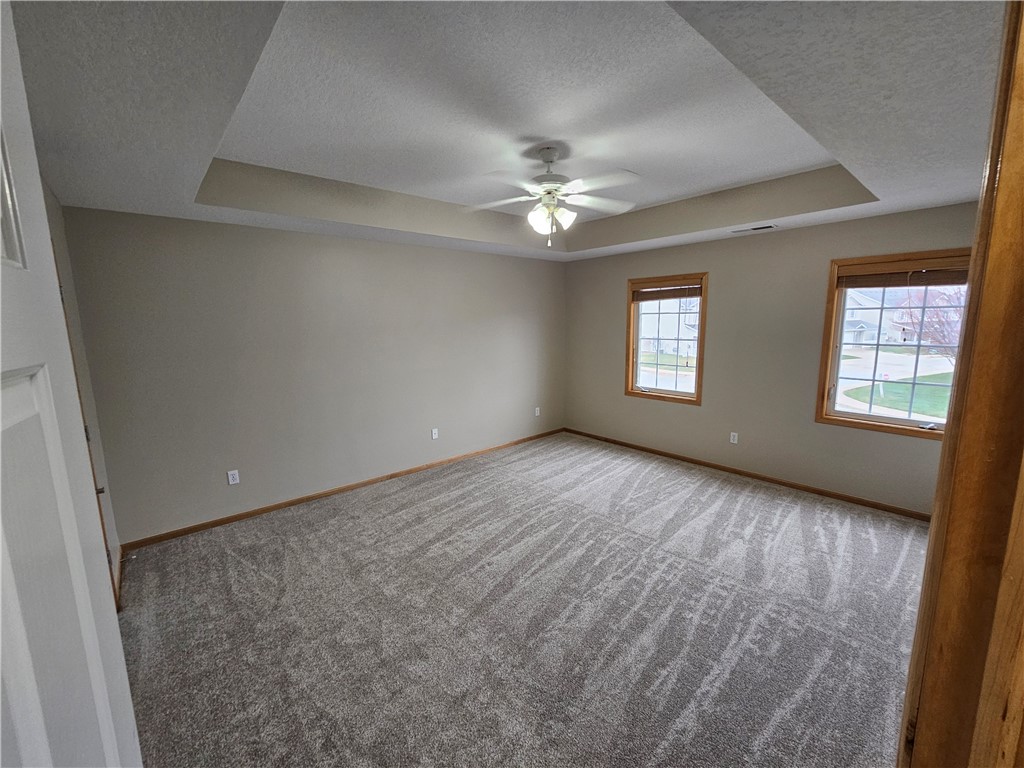 2101 Meadow Court 1004