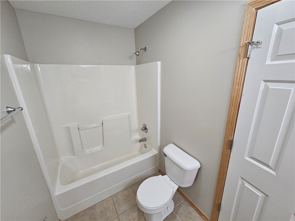 2101 Meadow Court 1004